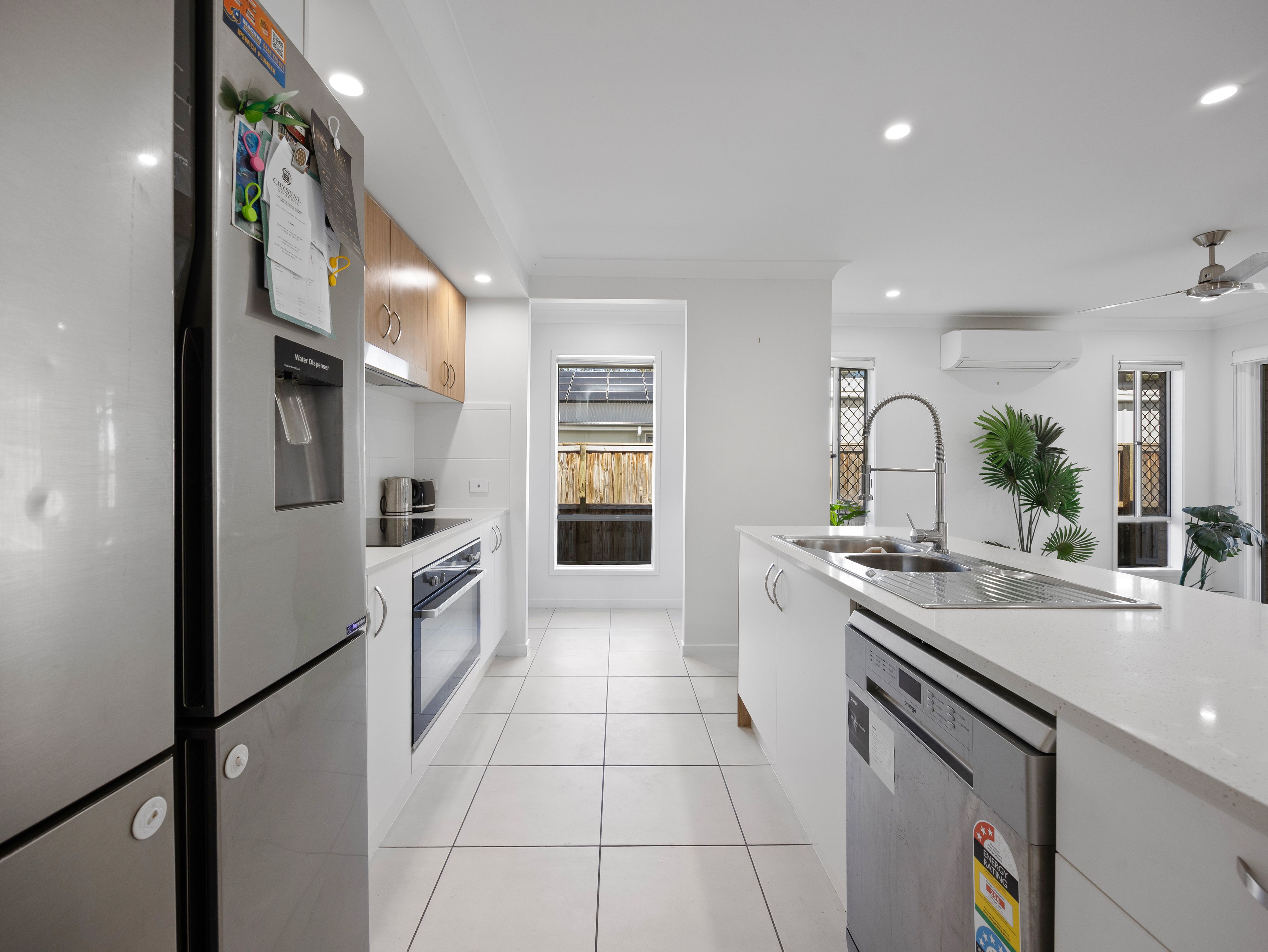 43 Mary Crescent — photo 5 of 19