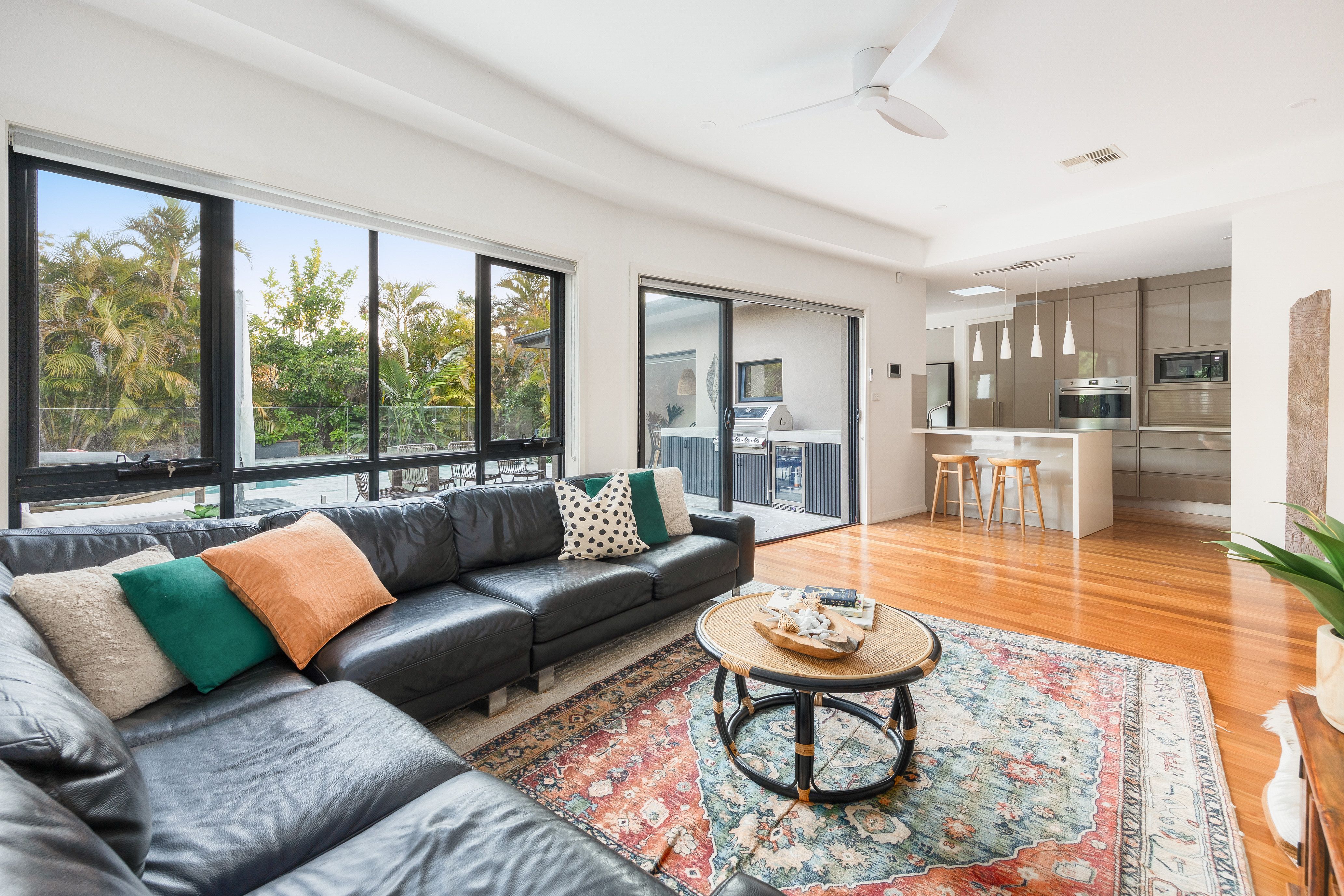 1 Fairview Avenue — photo 5 of 11