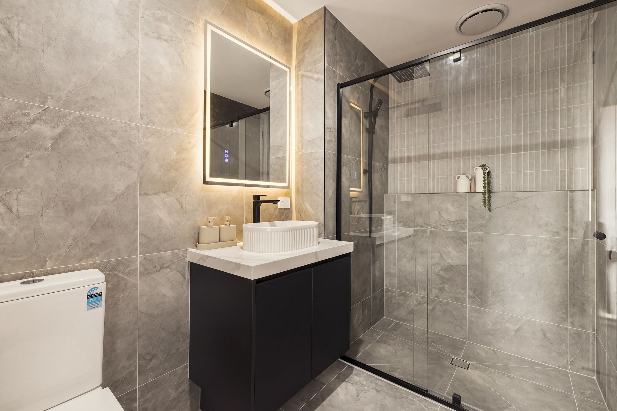 59B Tamar Street — photo 17 of 28