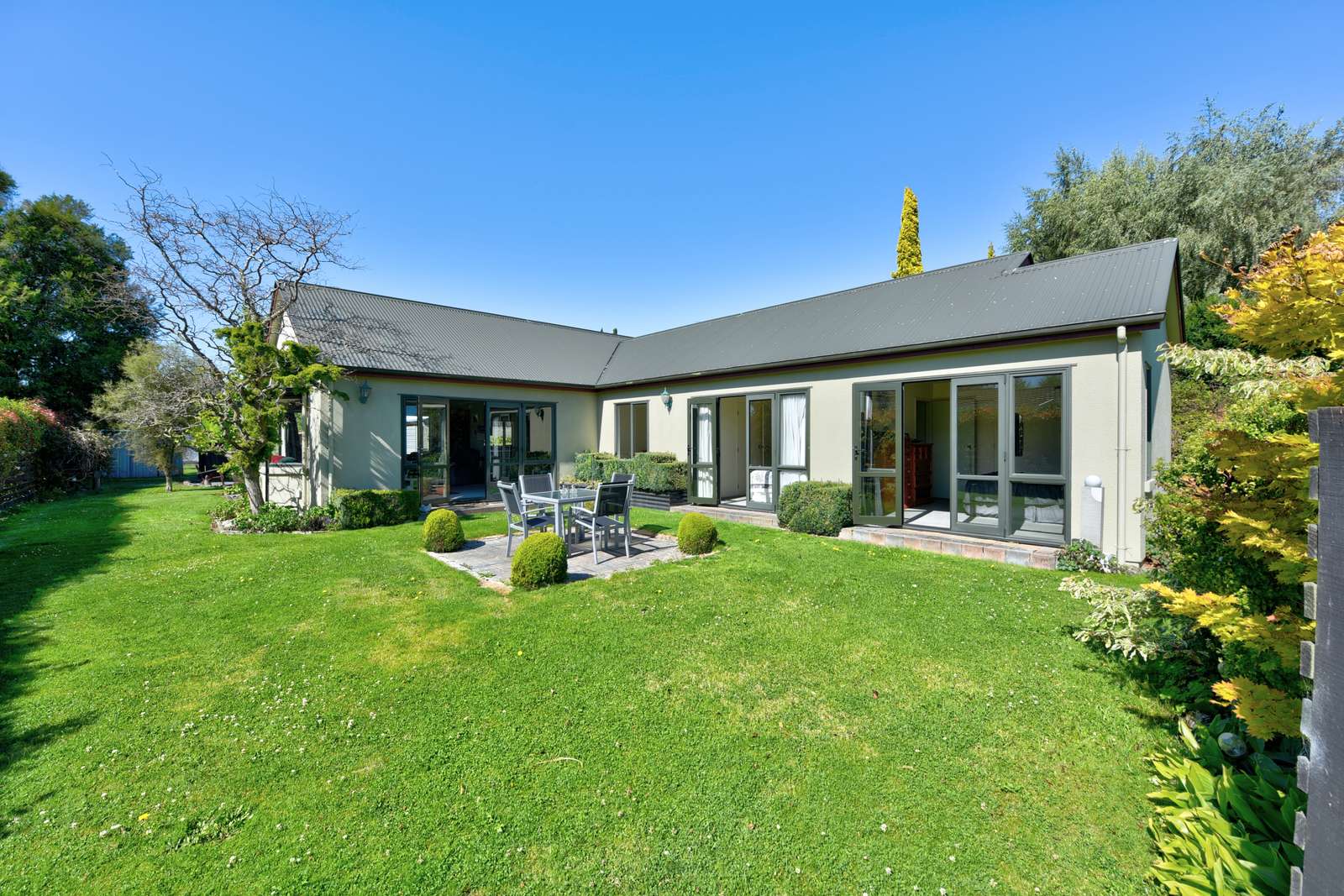 27 York Road, Riversdale, Southland District Real Estate Ray White