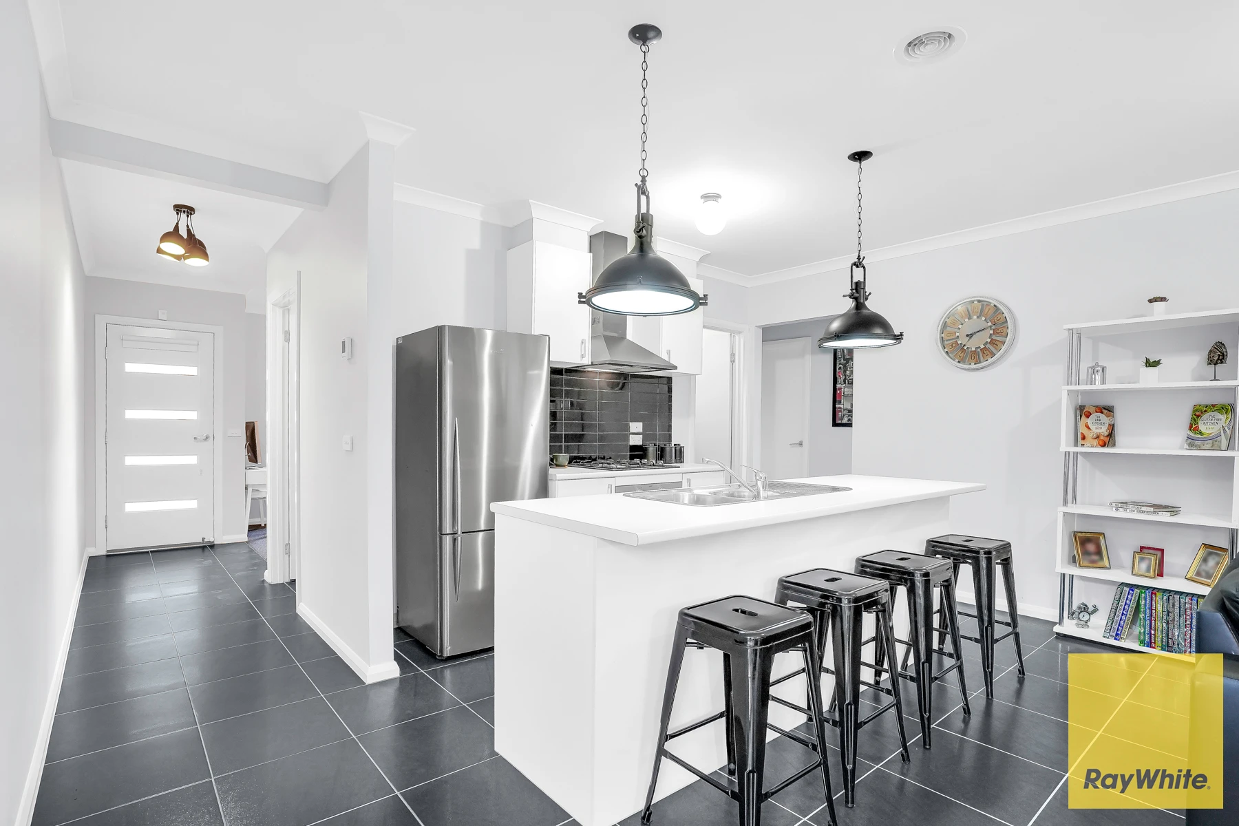 2 Oaky Crescent, COBBLEBANK, VIC 3338
