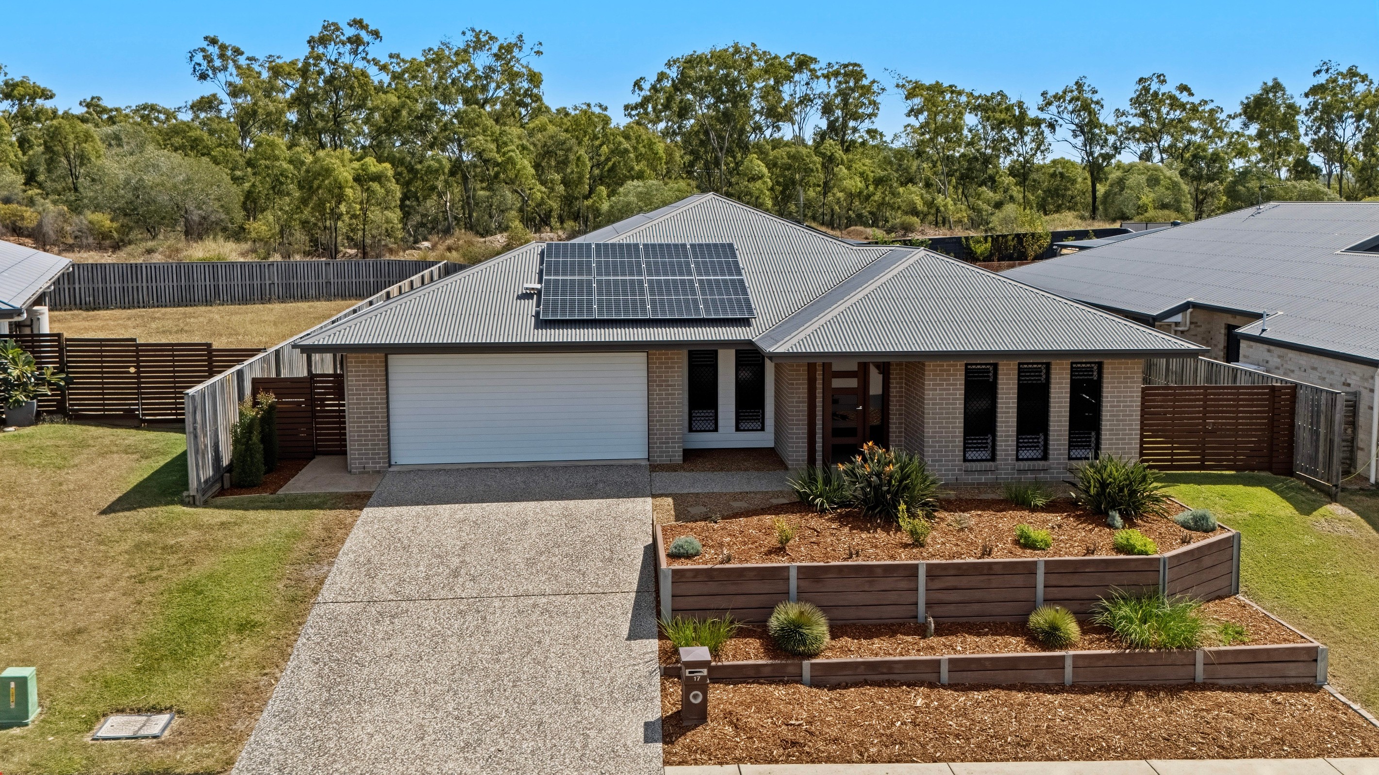 17 Lenthall Street, Boyne Island, QLD 4680