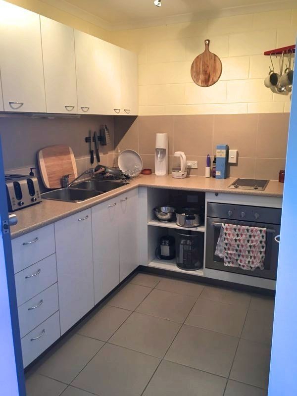 2/11 Bradman Avenue, Maroochydore, QLD 4558