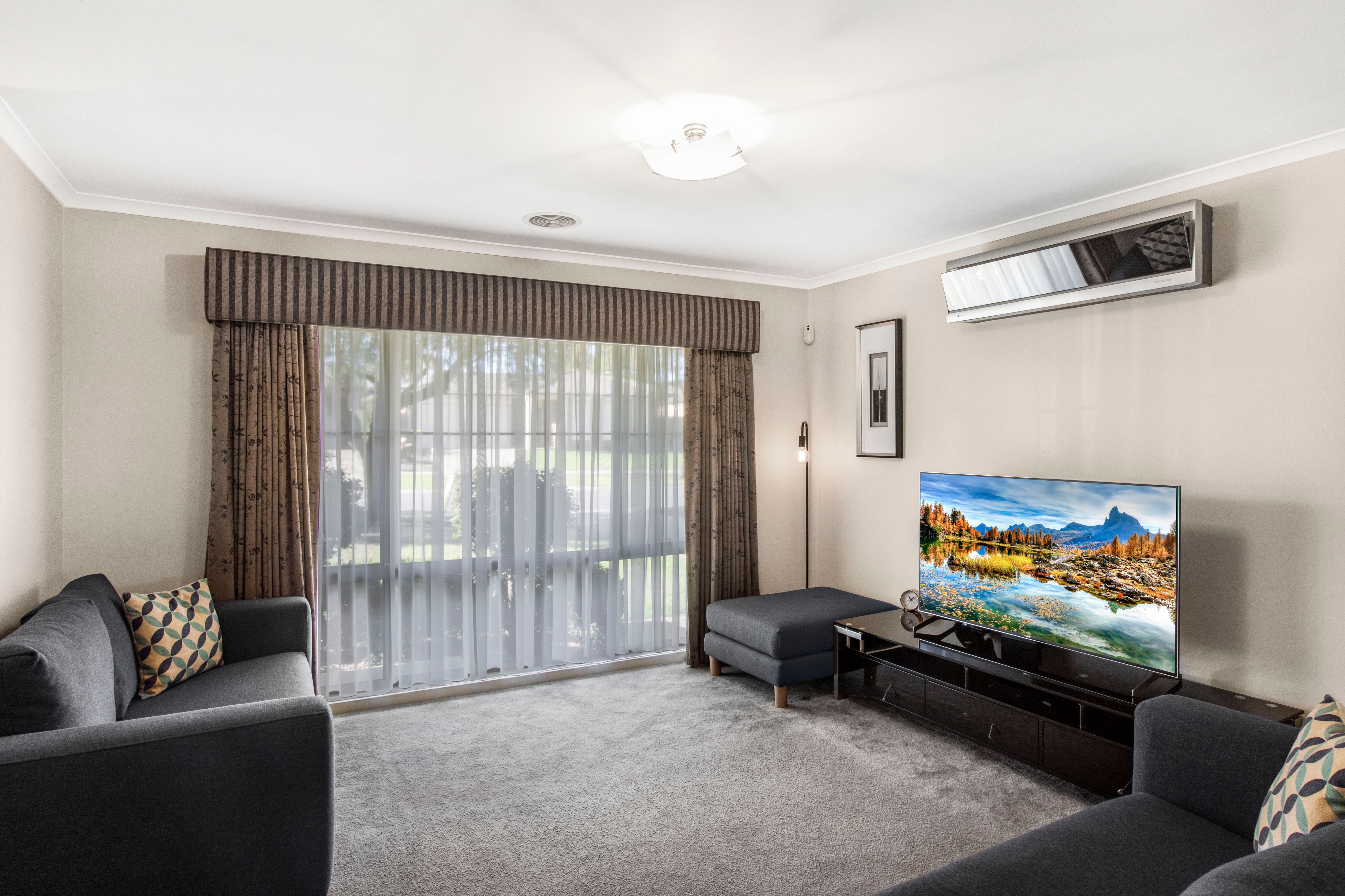 135 Ahern Road, Pakenham, VIC 3810