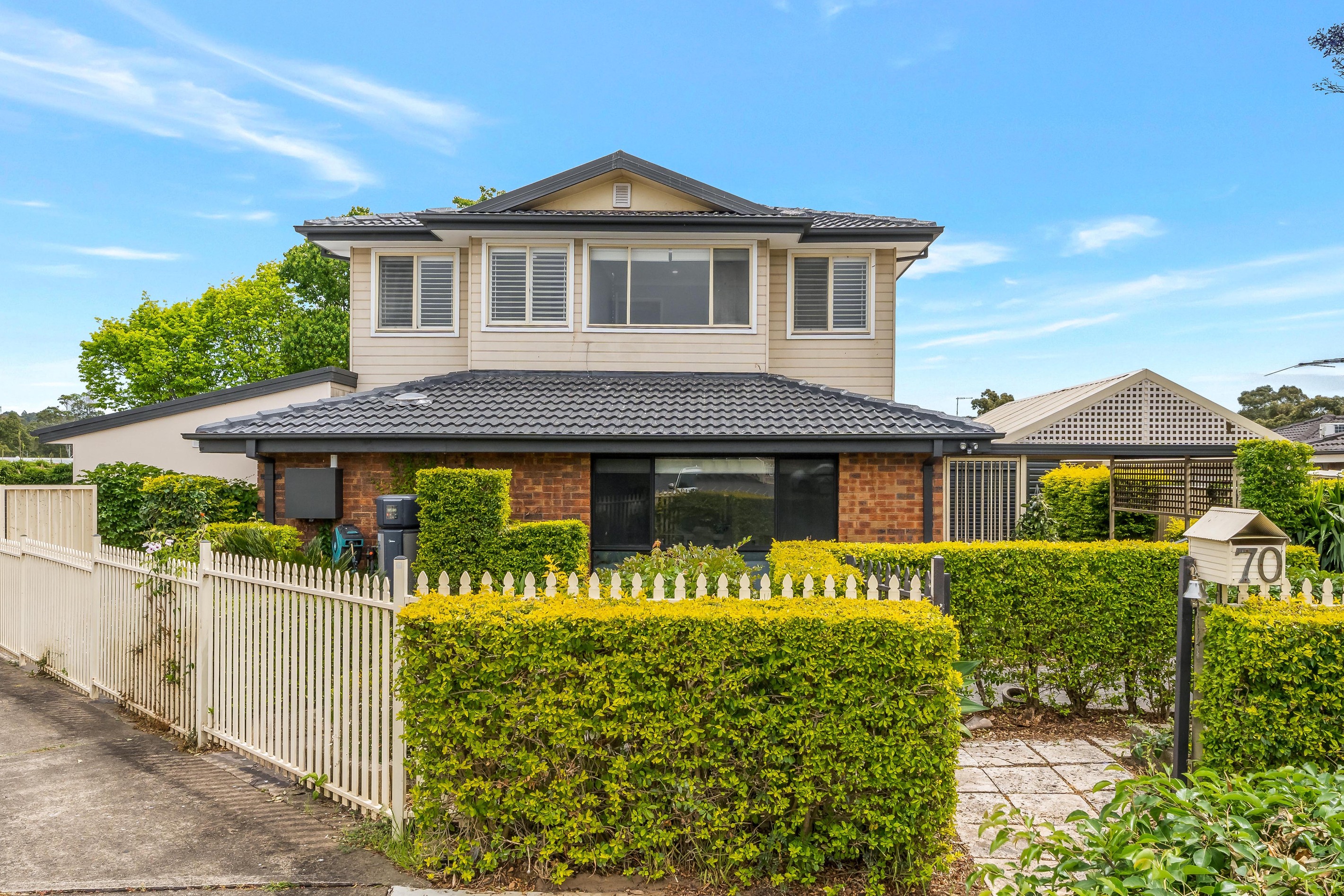 70 Kingfisher Avenue, Bossley Park, NSW 2176