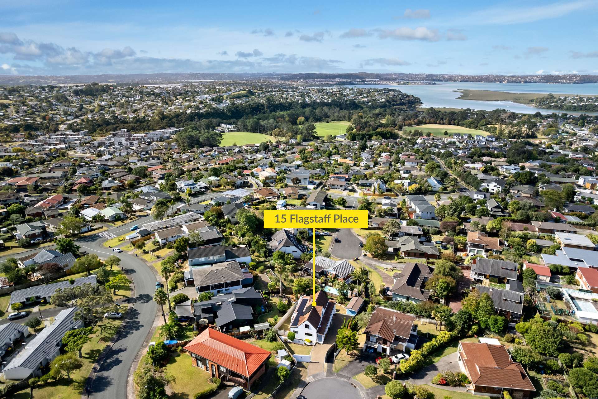 15 Flagstaff Place photo 36