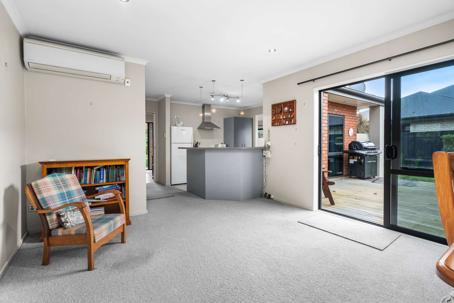 60 Rothesay Road photo 3