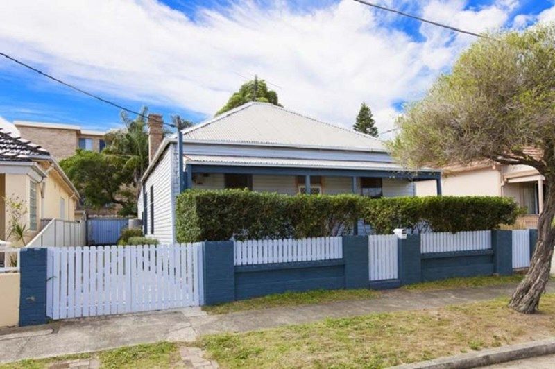 13 Lever Street — photo 6 of 6