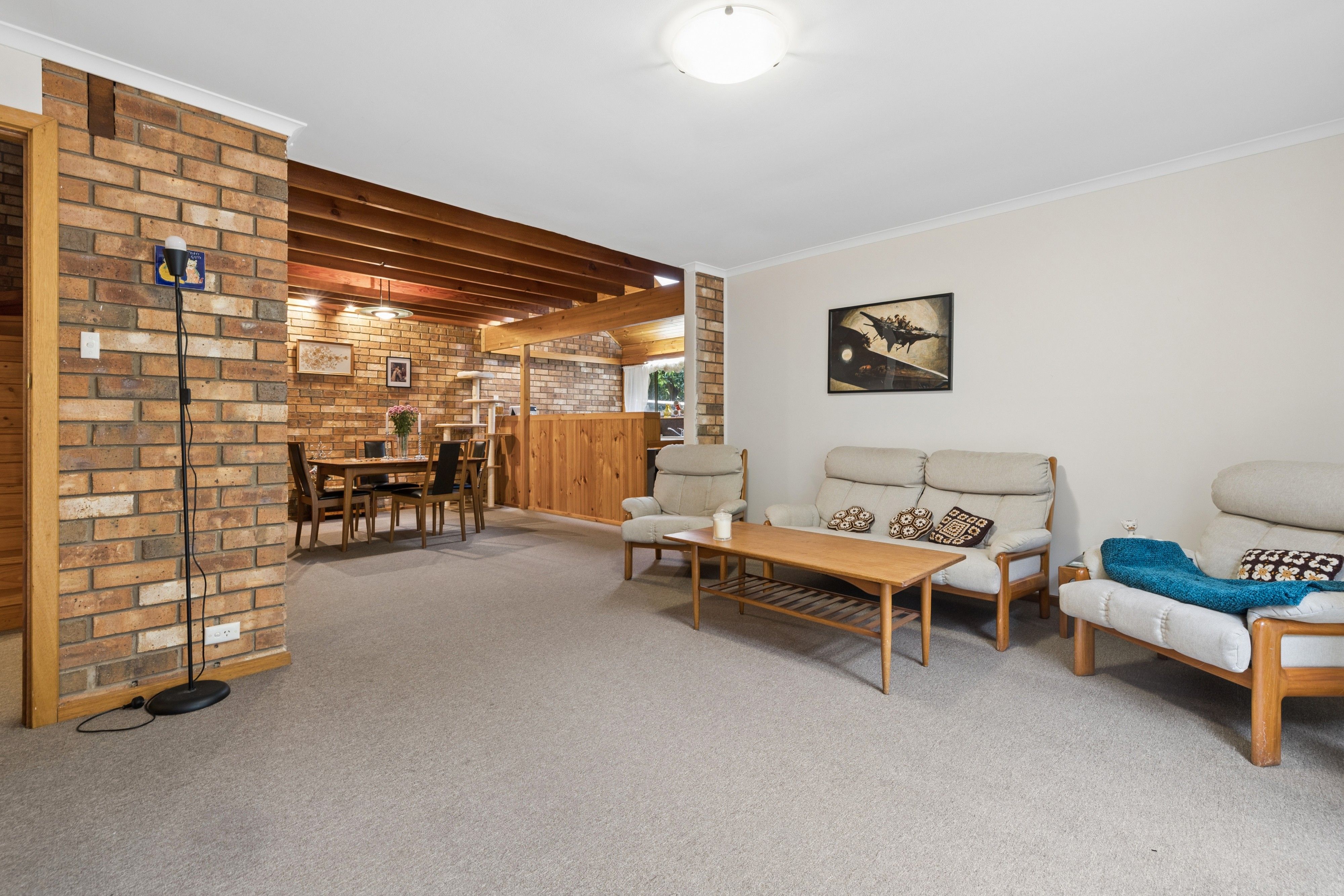 31 Jikara Drive, Glen Osmond, SA 5064