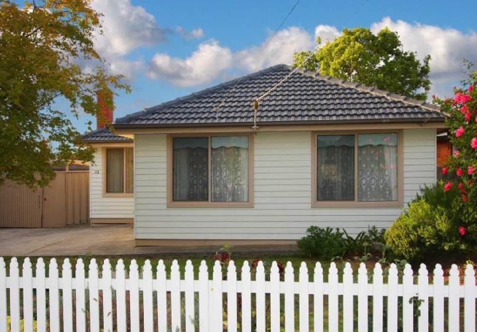 32 Flag Street, Kingsbury, VIC 3083