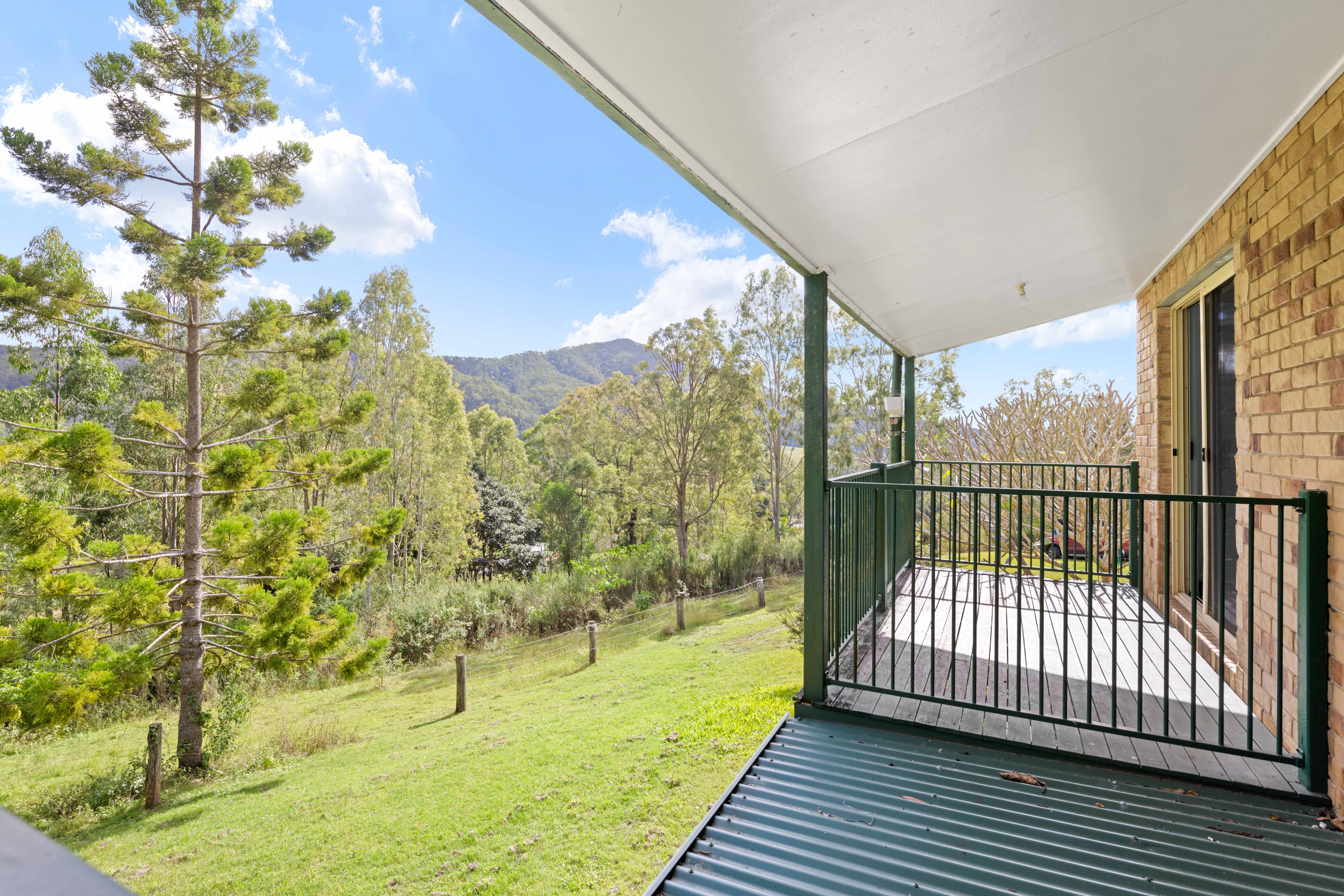4/199 Lamington National Park Road — photo 18 of 30
