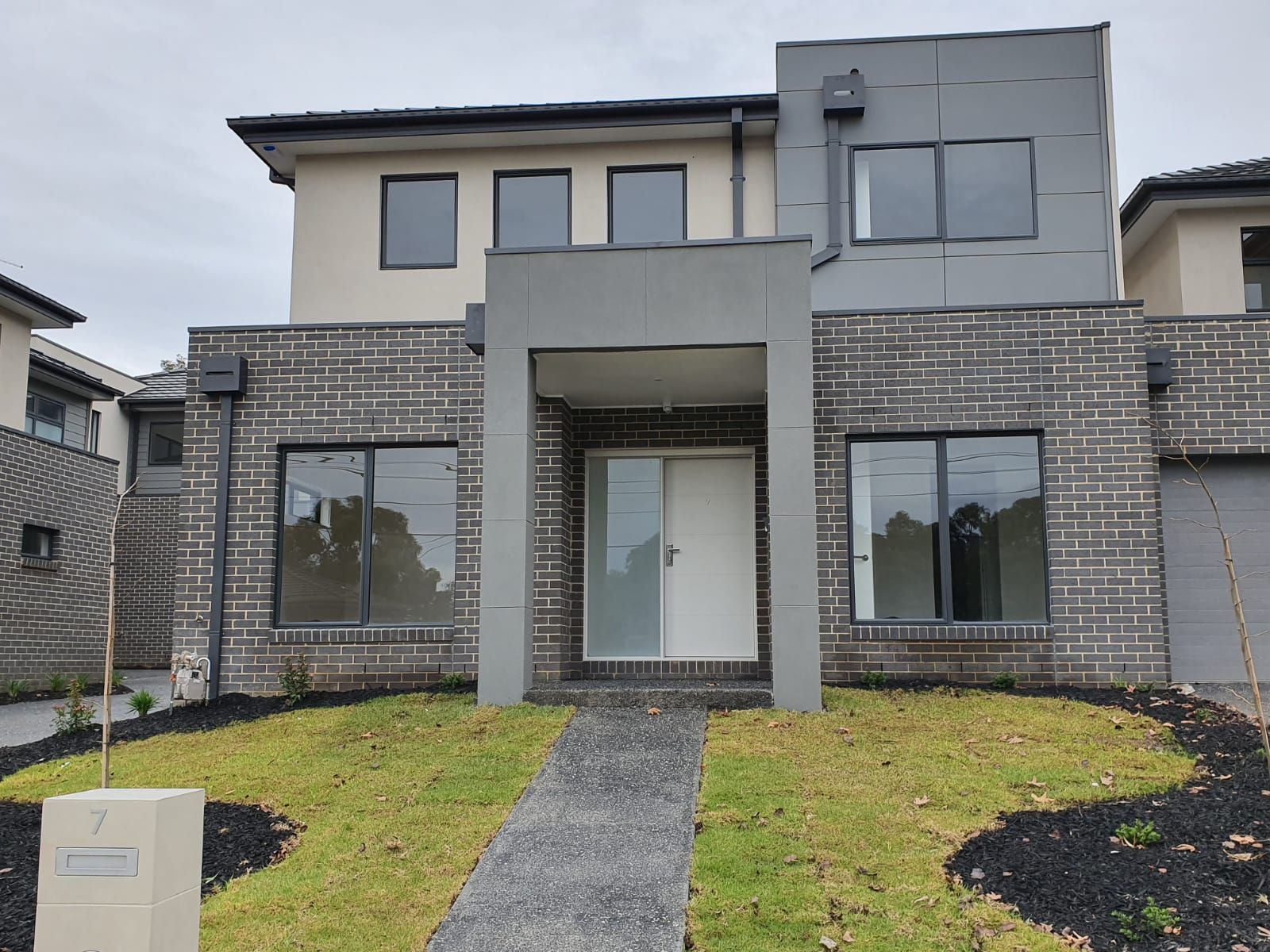 1/13-15 Cabena Crescent, CHADSTONE, VIC 3148