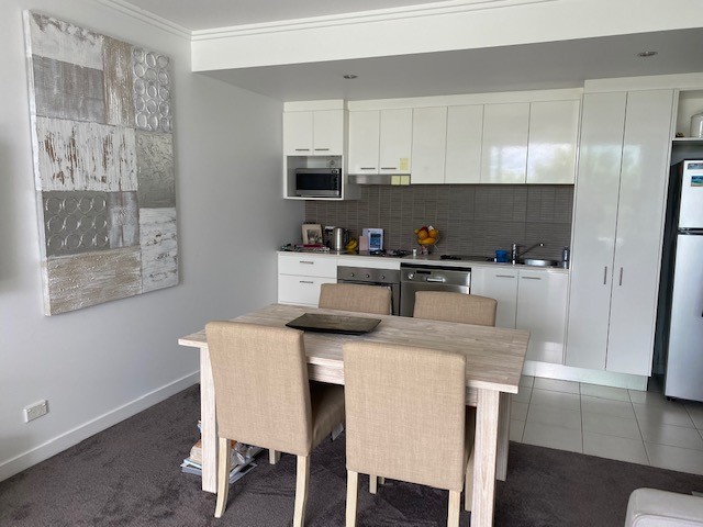 2307/33 T.E. Peters Drive, Broadbeach Waters, QLD 4218