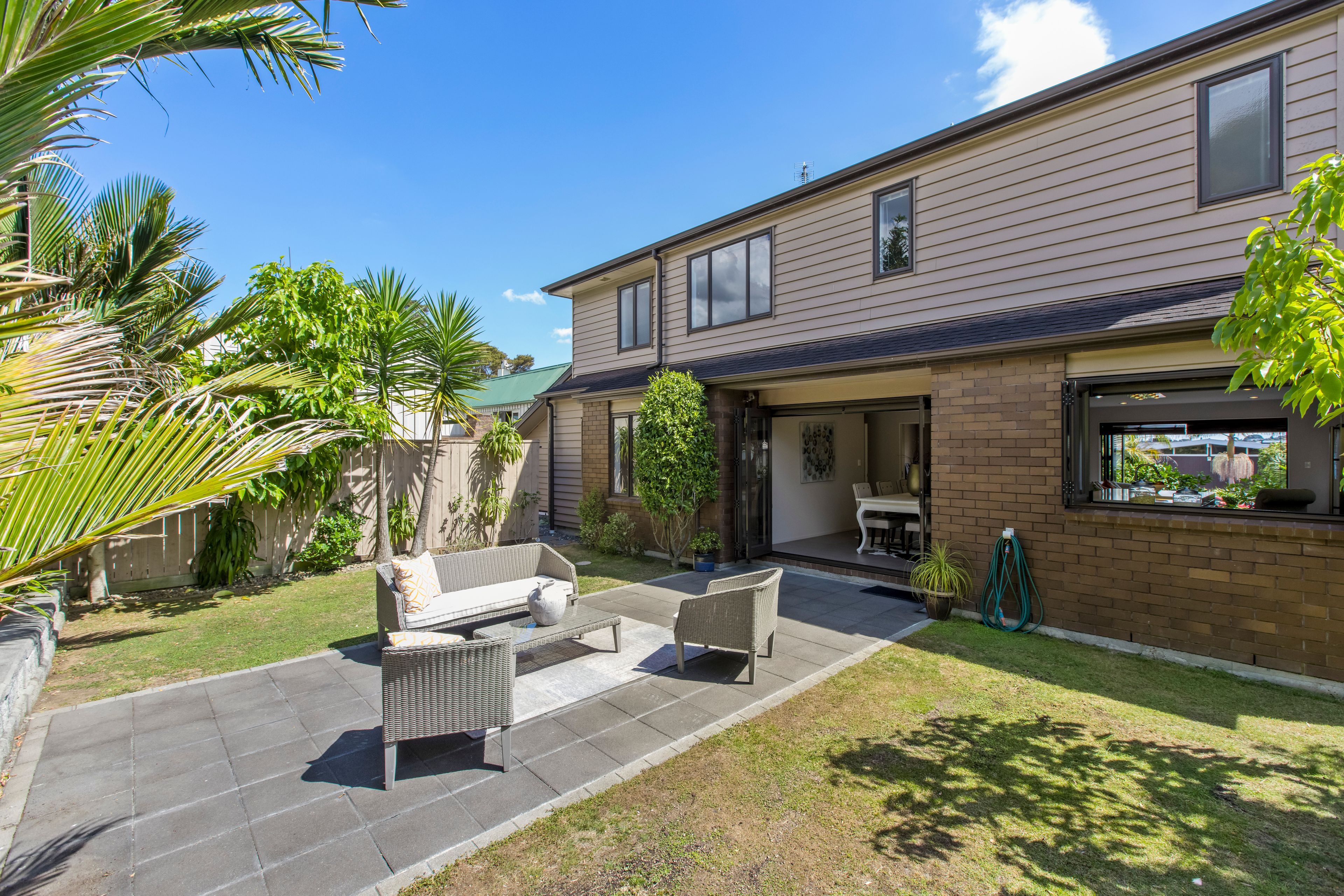 100A Fisher Parade, Sunnyhills, Manukau City
