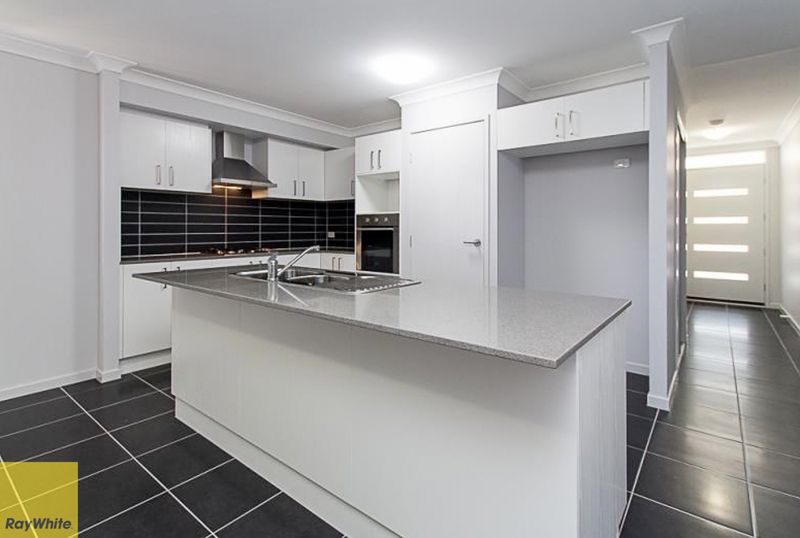 29 Howard Street, Yarrabilba, QLD 4207