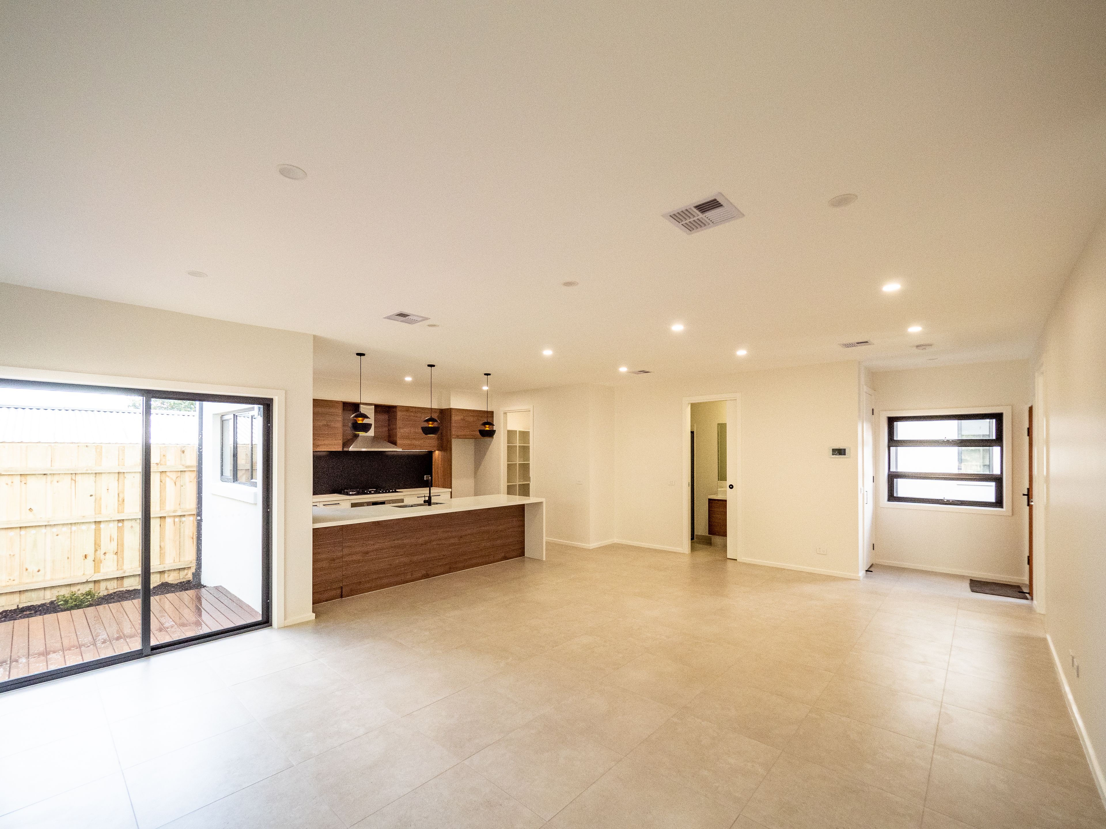 2/54 Berkeley Street, Huntingdale, VIC 3166
