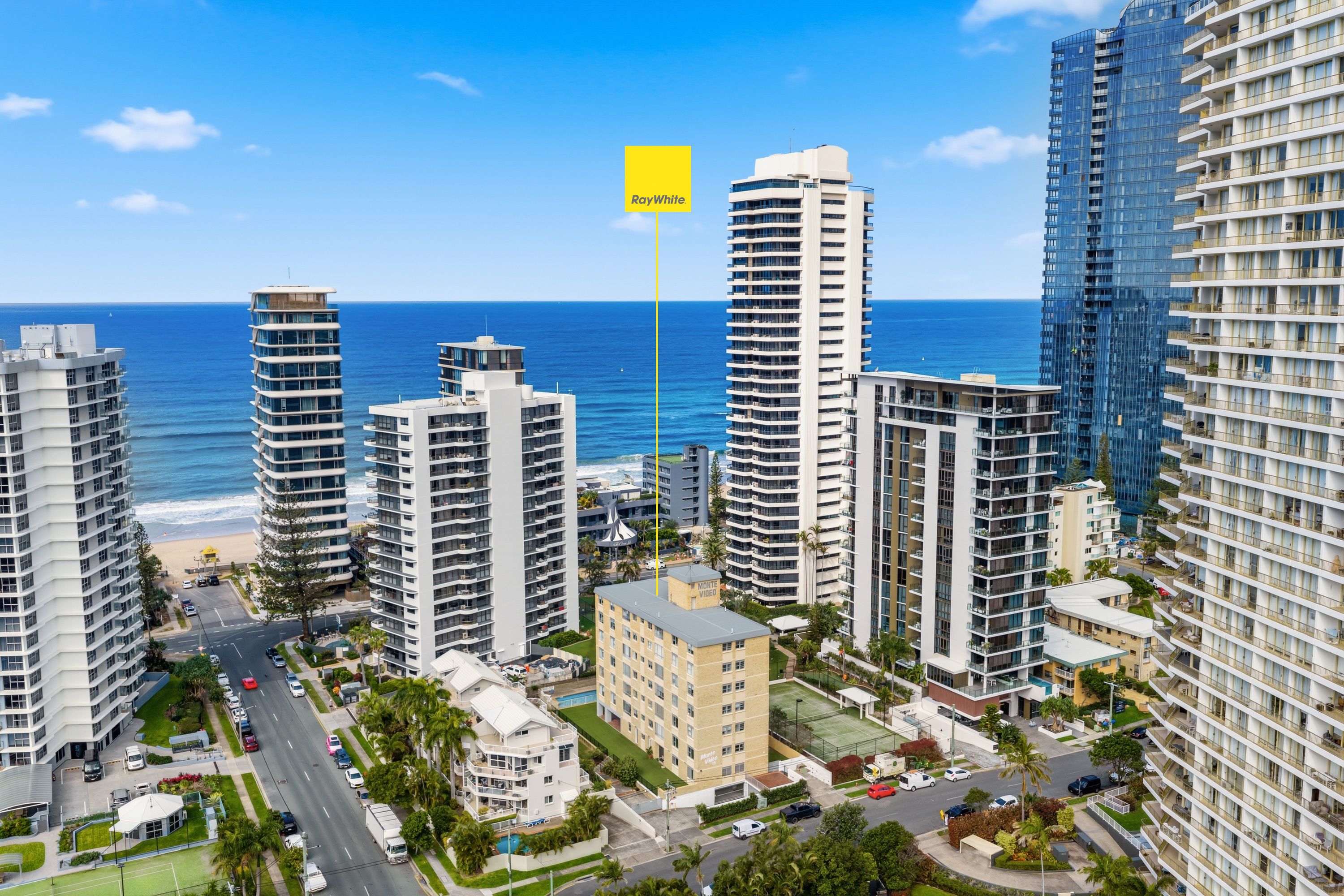 18/15 Pacific Street, Main Beach, QLD 4217