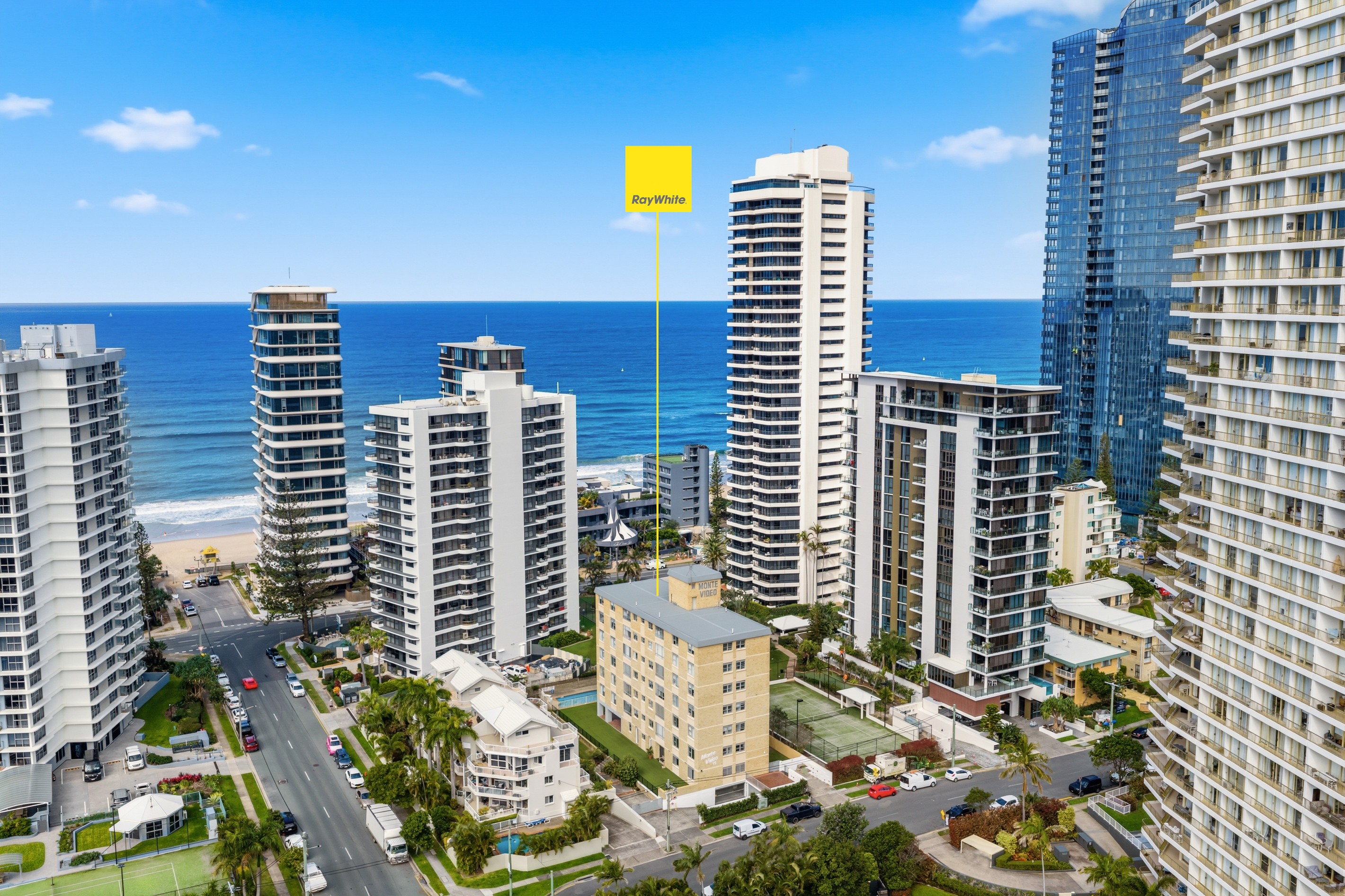 18/15 Pacific Street, Main Beach, QLD 4217