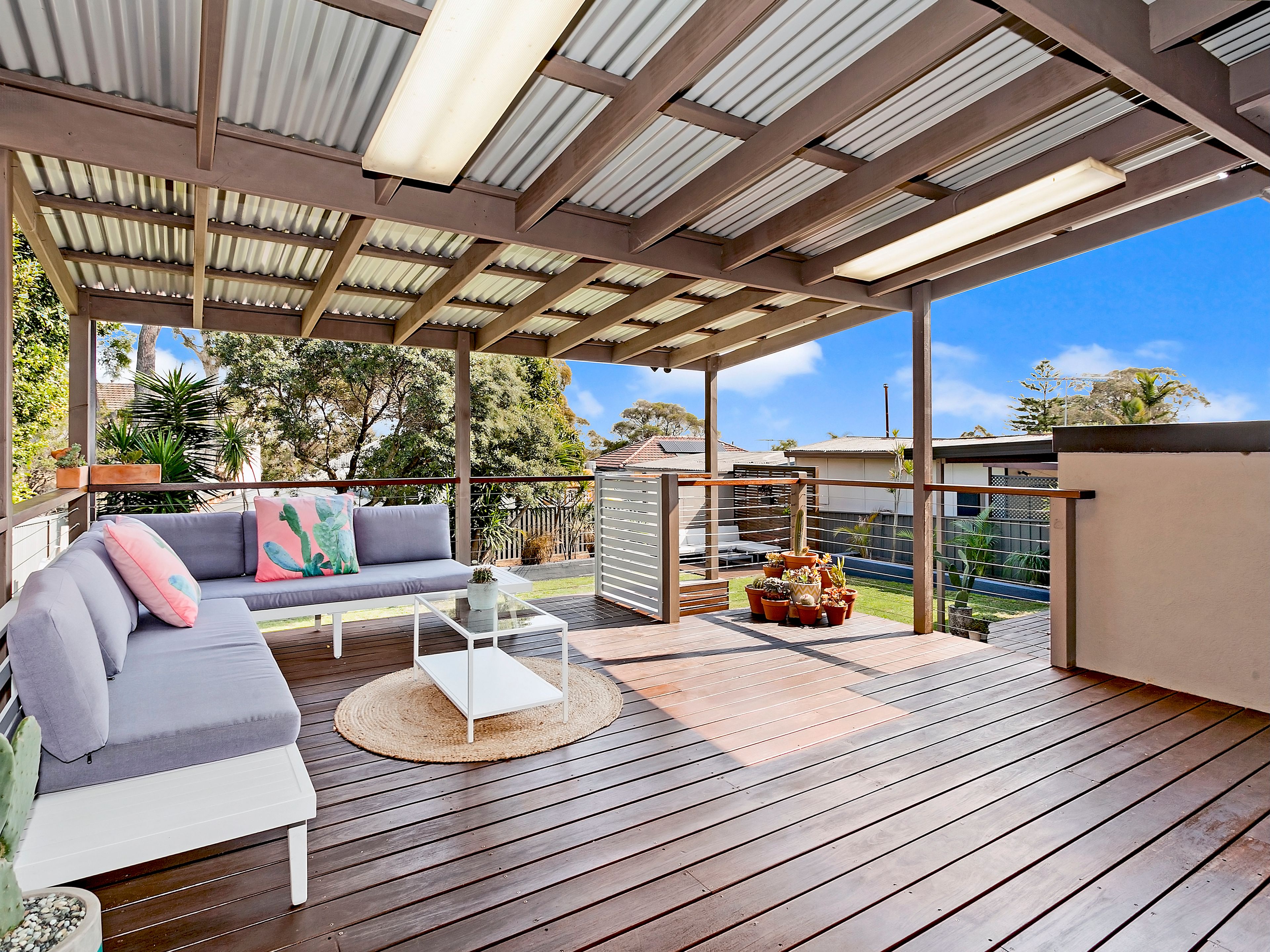 99 Lantana Road