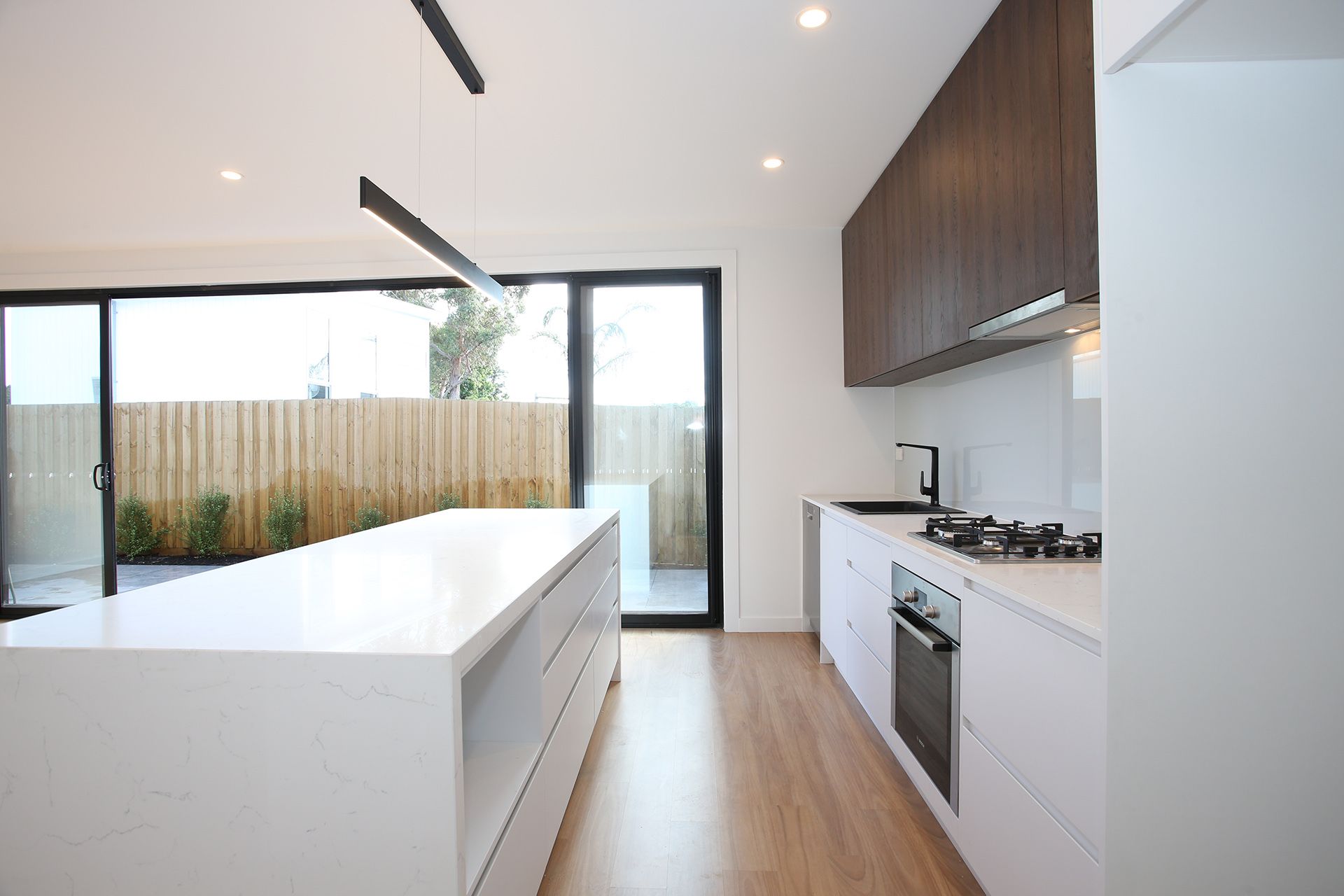 2/23 Heather Grove, Cheltenham, VIC 3192