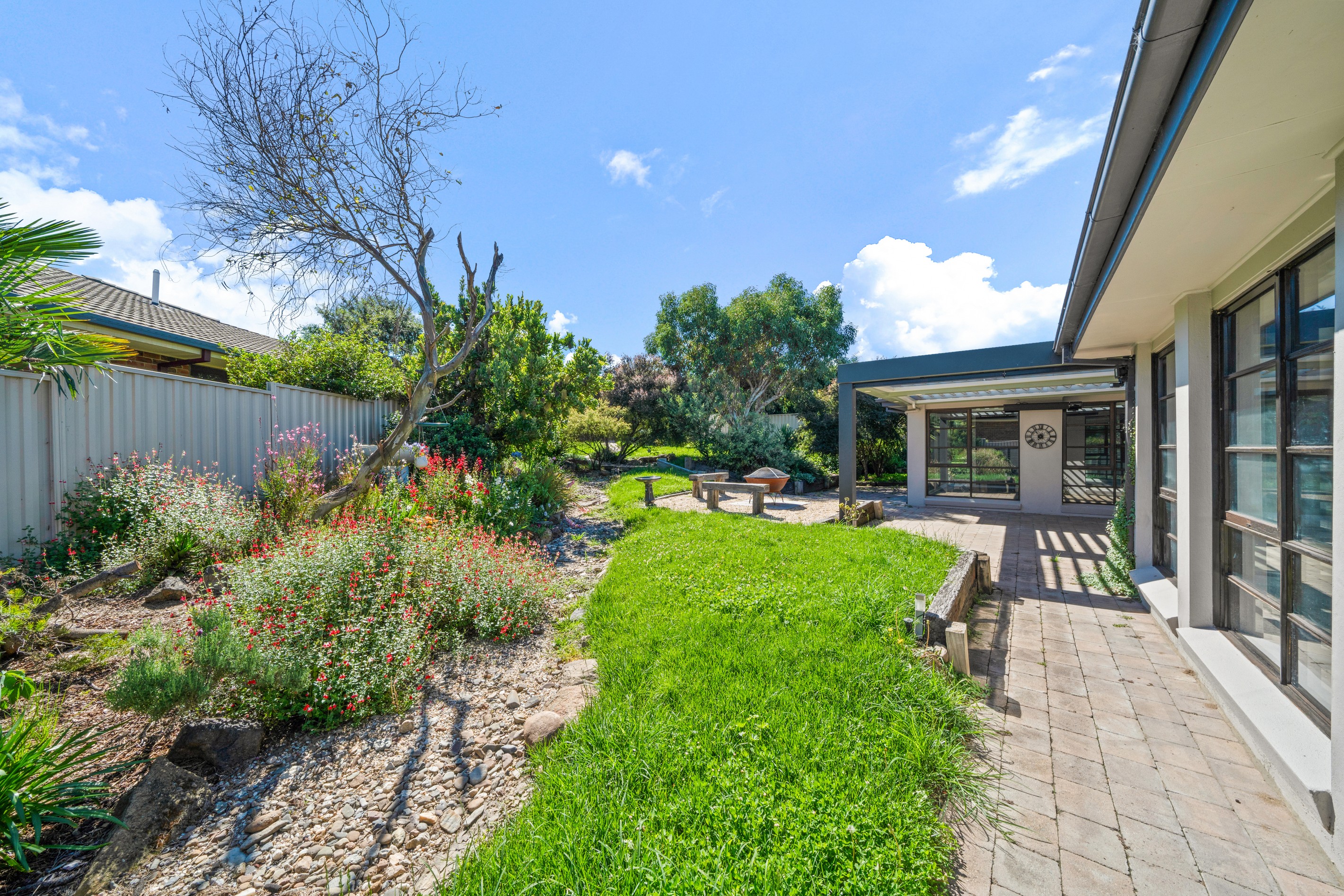 14 James Scott Close, Kambah, ACT 2902