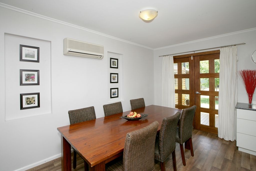 29 Gilmore Avenue, Mount Austin, NSW 2650