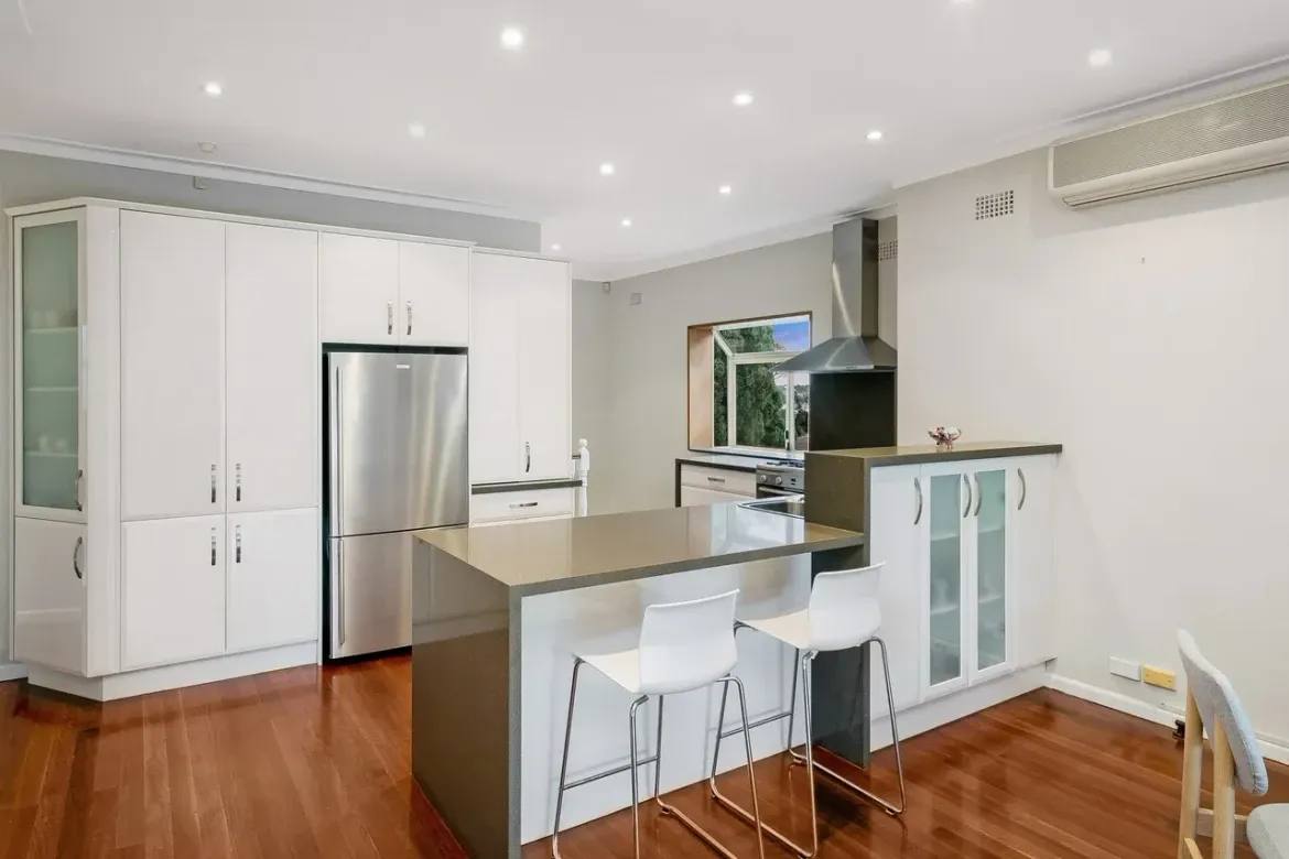22 Nellella Street — photo 5 of 20