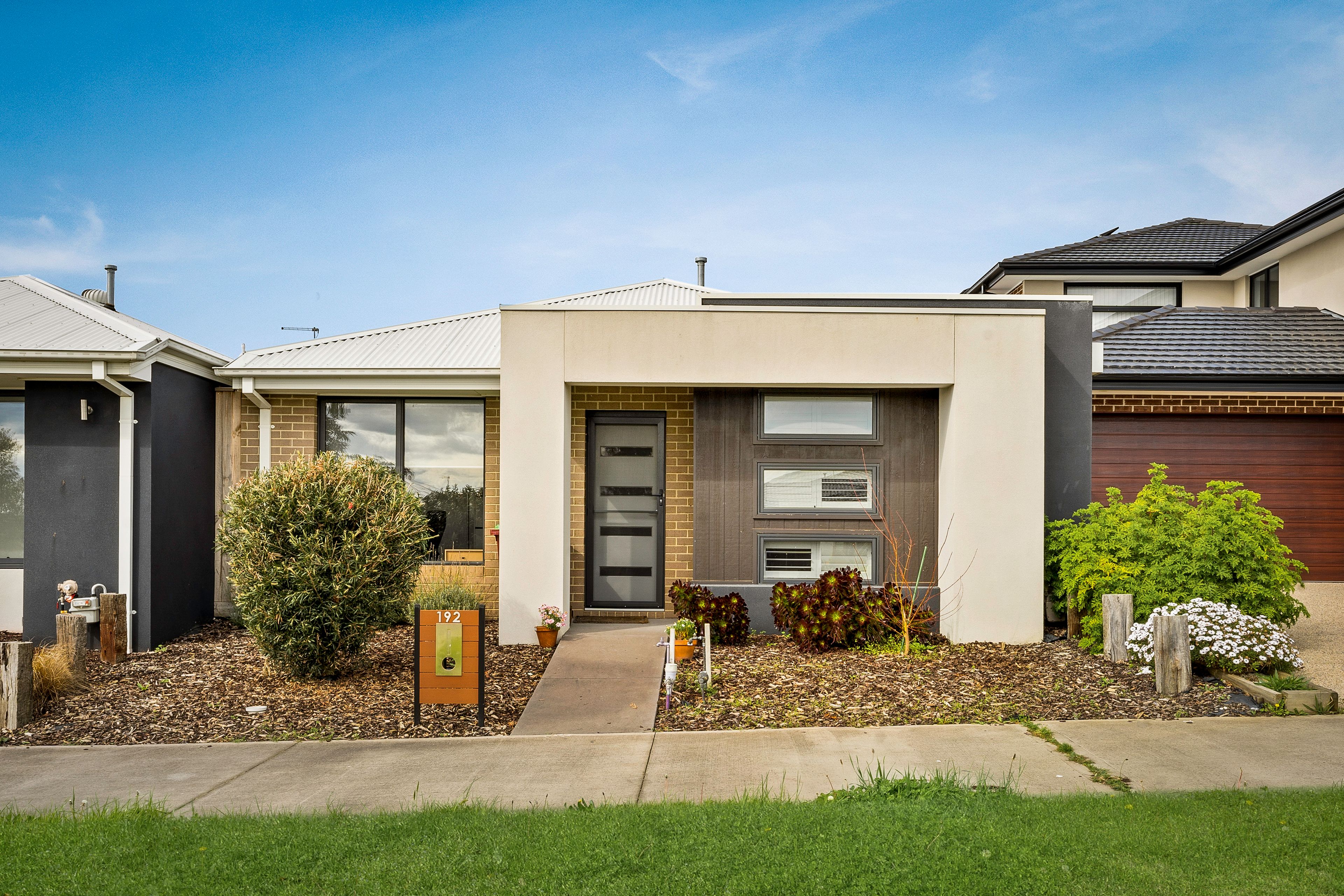 192 Wheelers Park Drive, Cranbourne North, VIC 3977 Sold House Ray