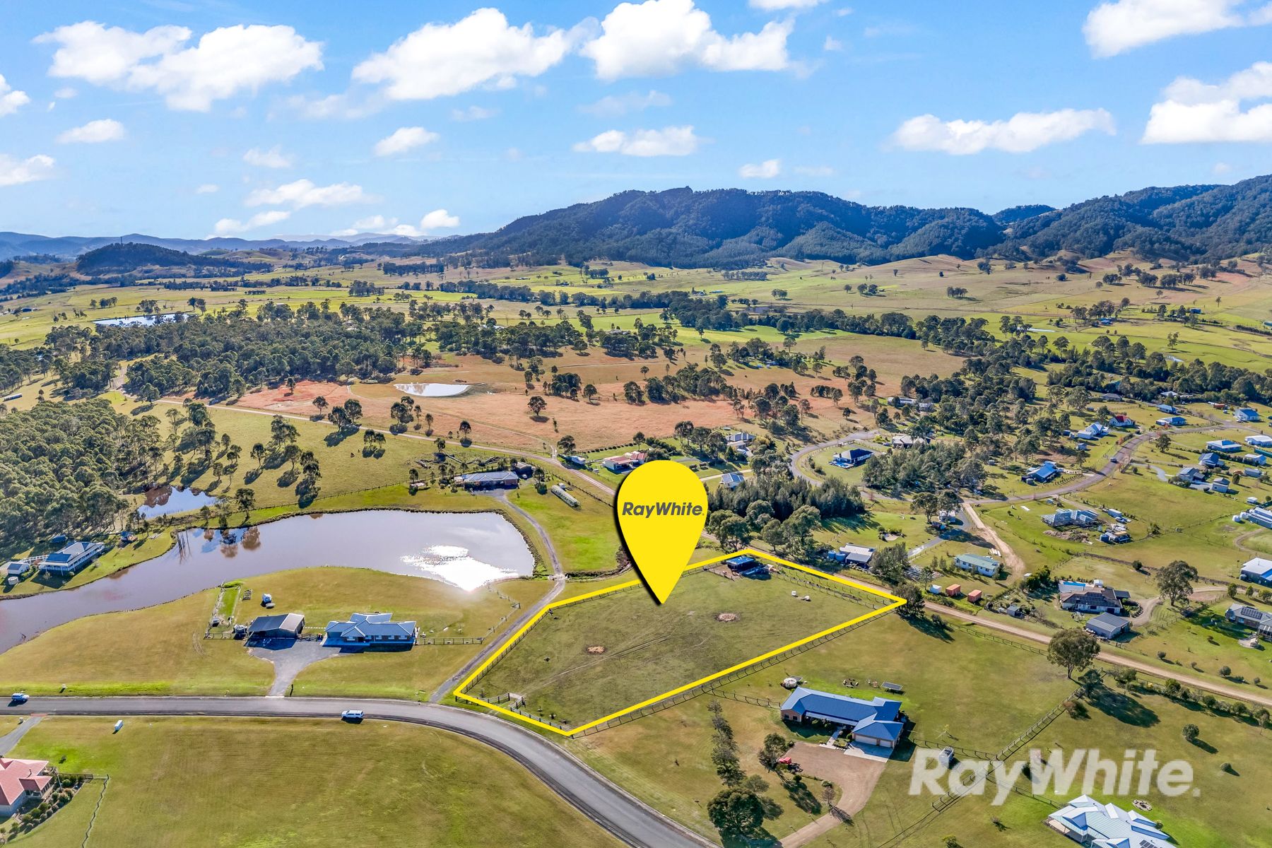 35 Moonlight Circuit, Gloucester, NSW 2422