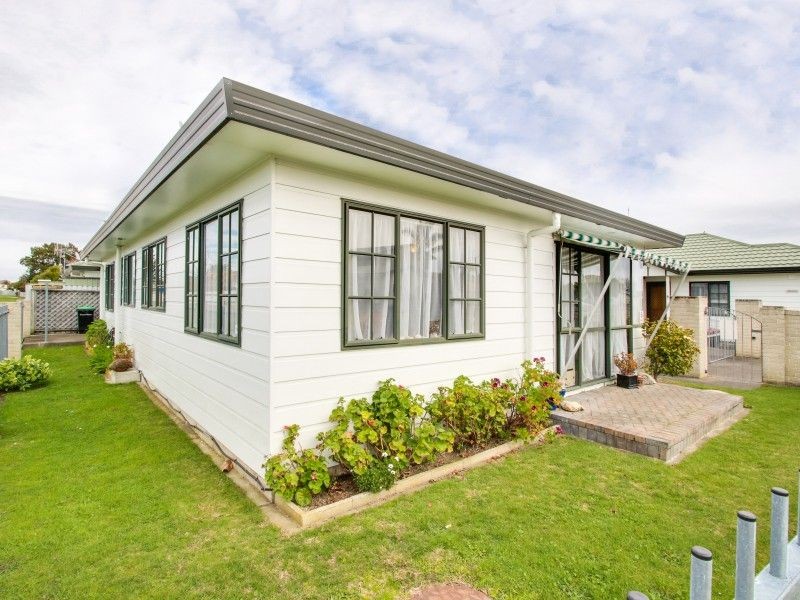 5/2a Spriggs Crescent, Greenmeadows, Napier City
