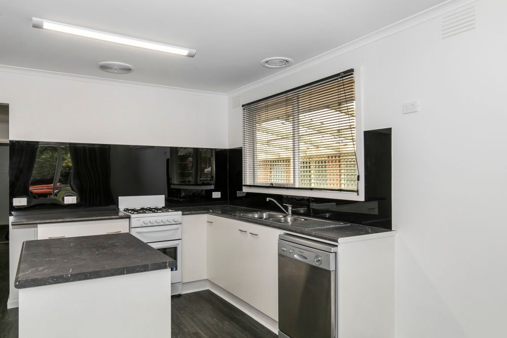 3 Concord Place, Ferntree Gully, VIC 3156