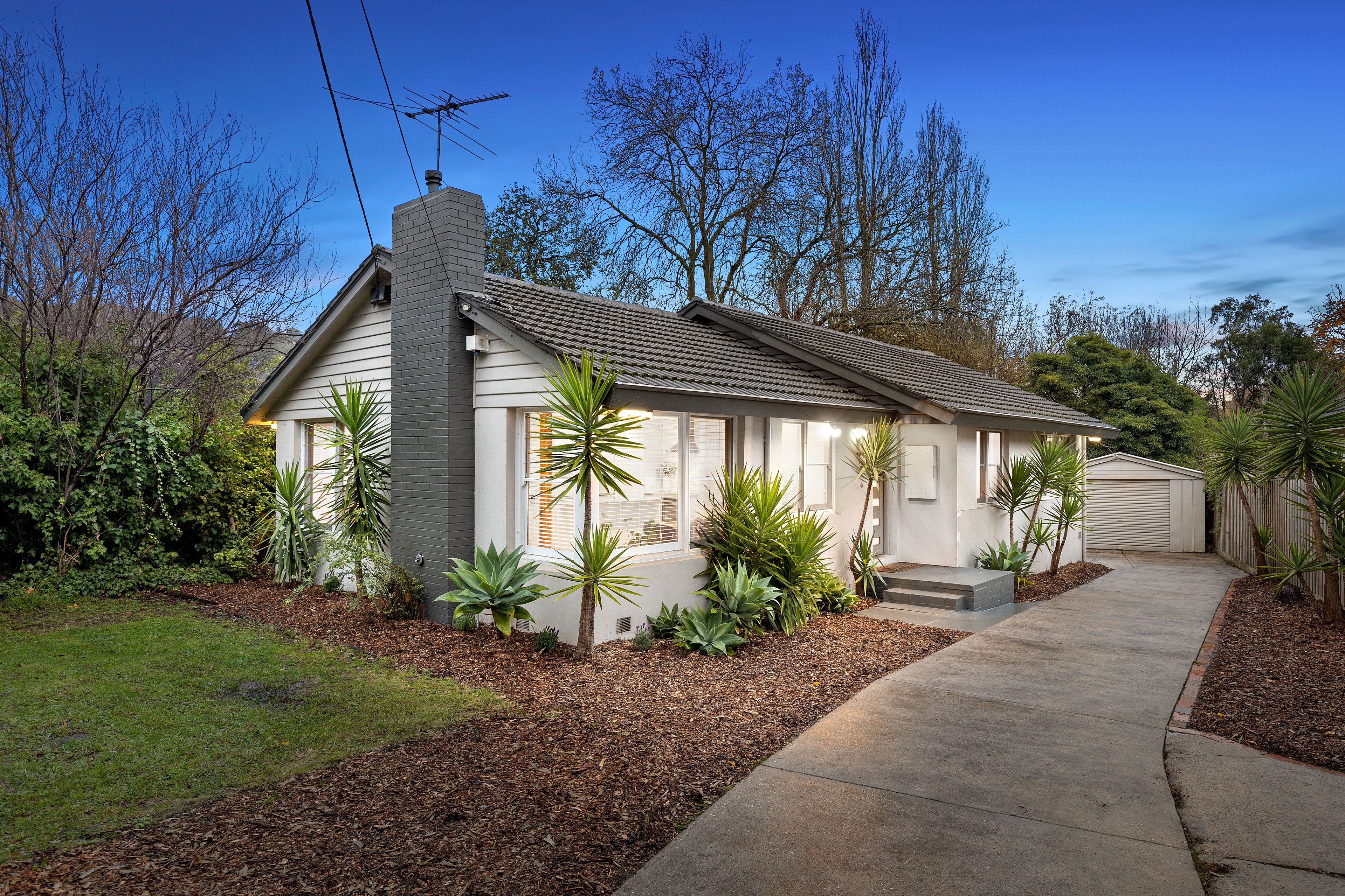 27 Talaskia Road, Upper Ferntree Gully VIC 3156