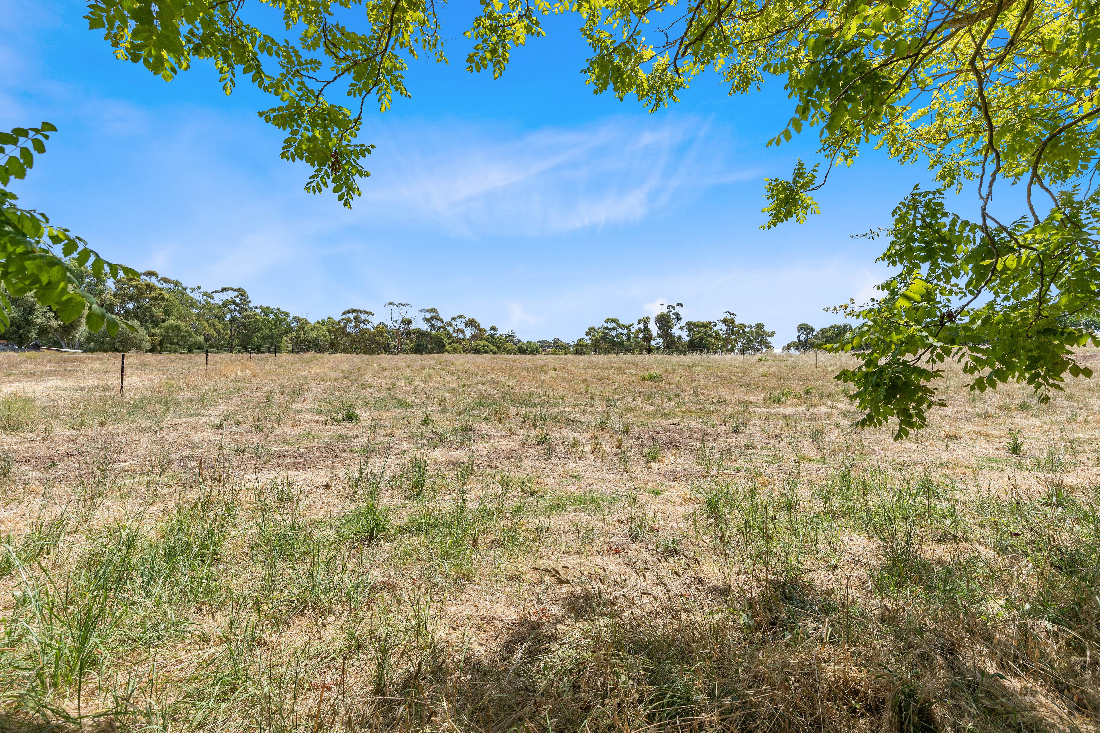 10 Commercial Road, Watervale, SA 5452