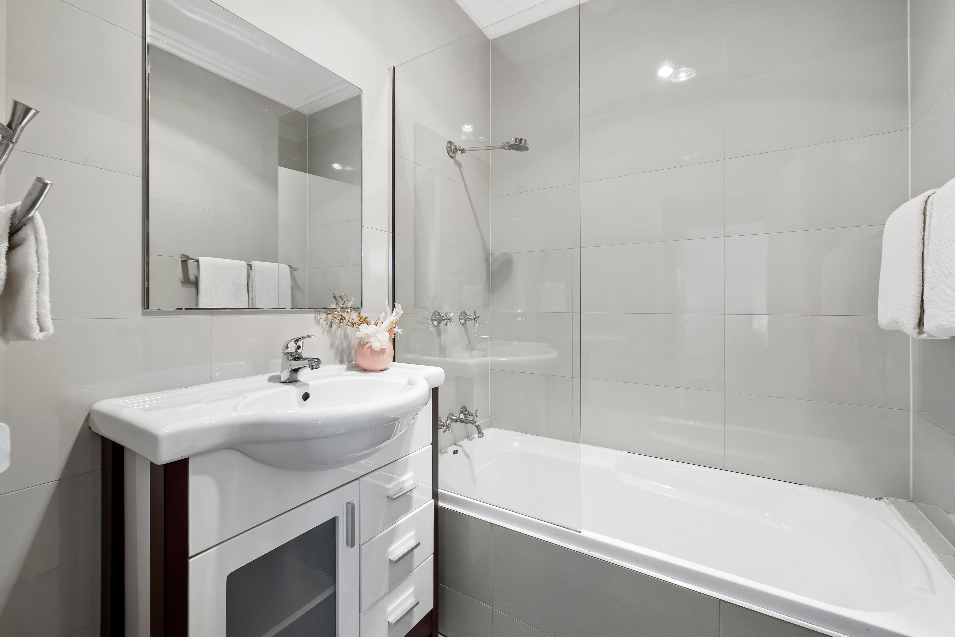 5/93-95 Burwood Road — photo 6 of 14