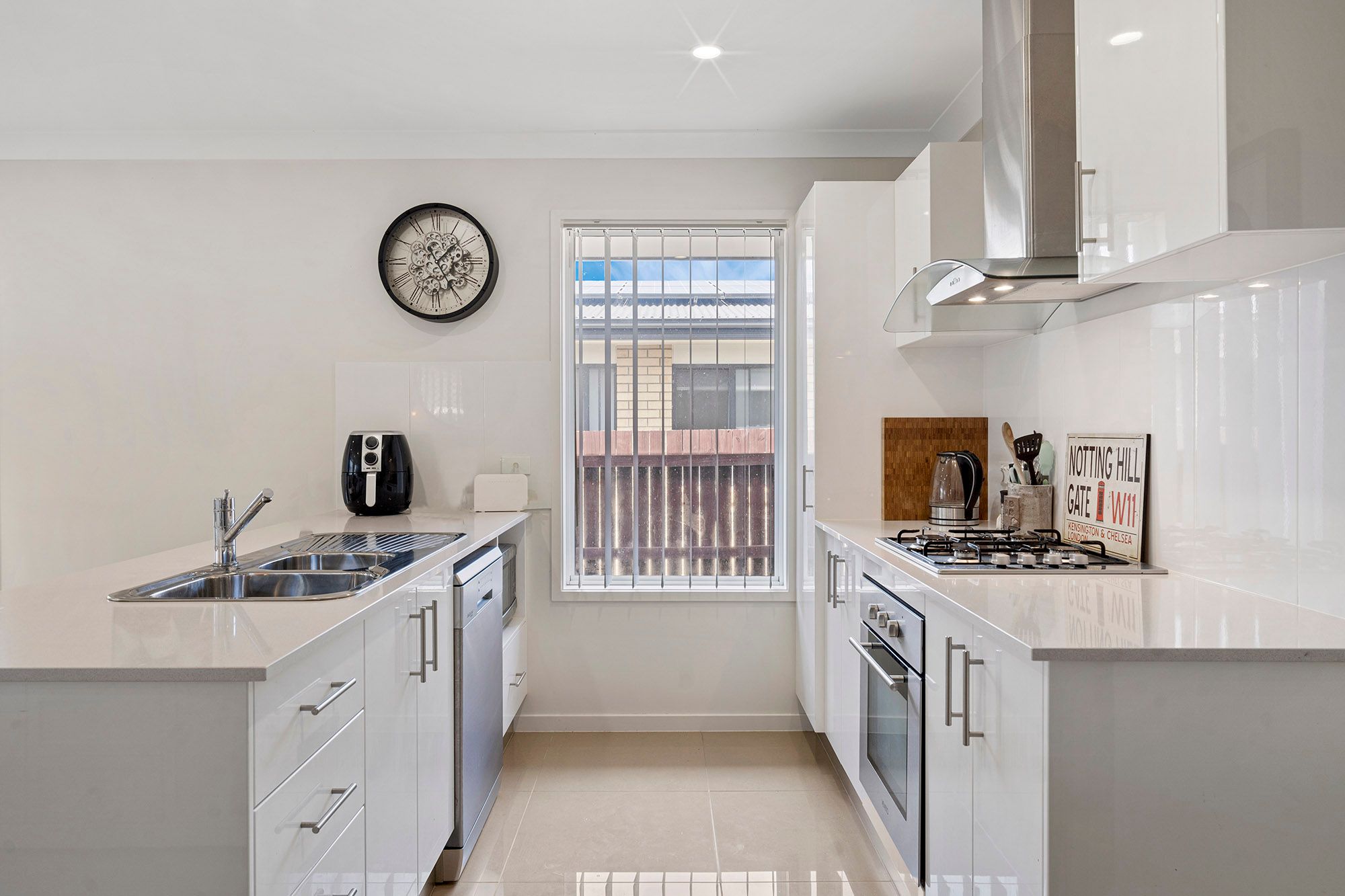 16 Sunstone Court, Logan Reserve, QLD 4133