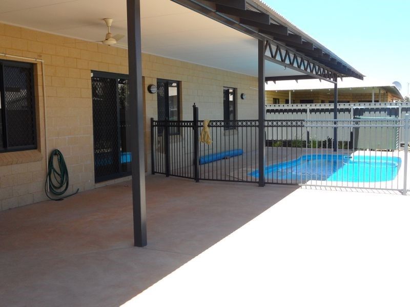 13 Wallaby Street, Baynton, WA 6714