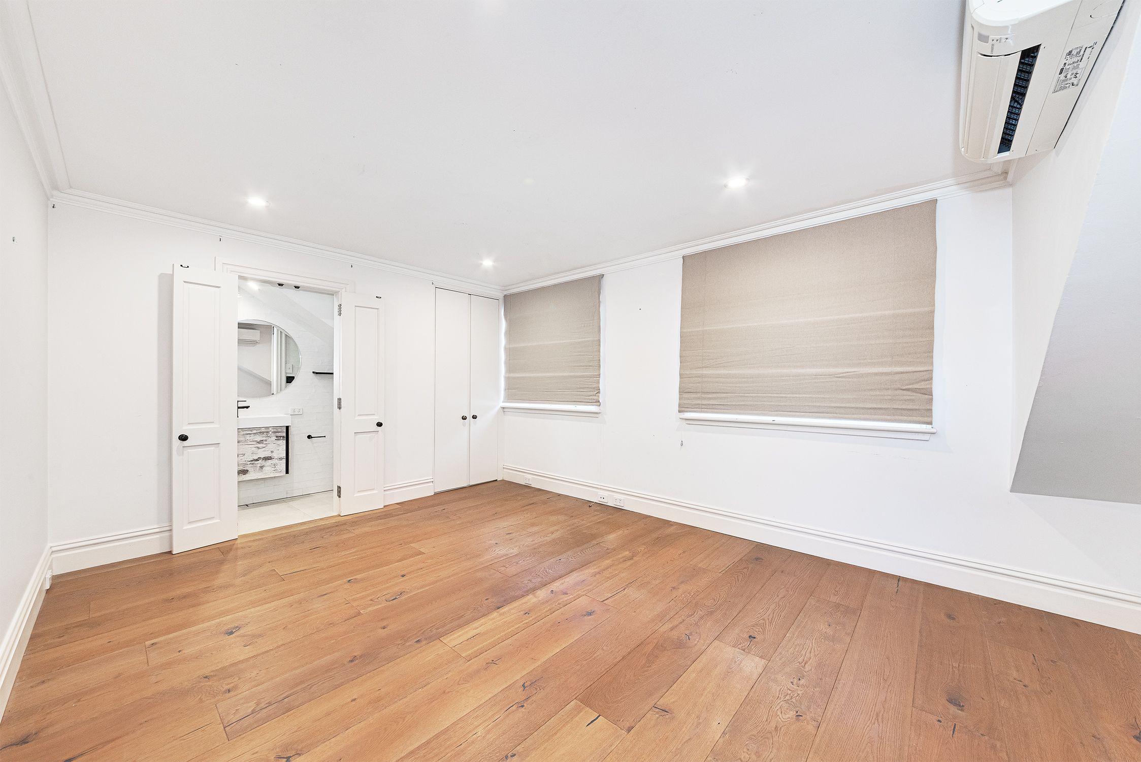 402 Bourke Street — photo 8 of 18