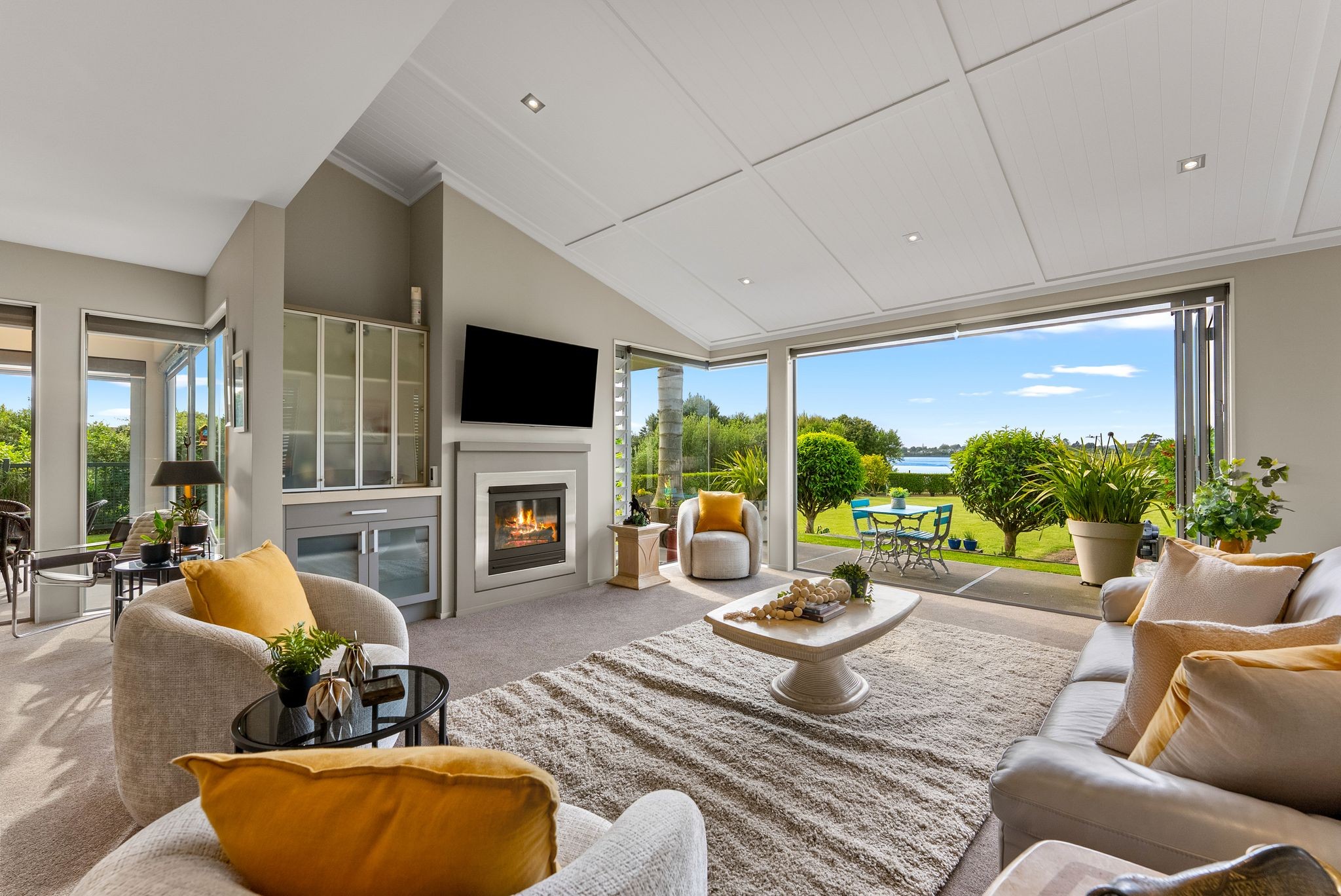 16 Pescara Point, Karaka, Franklin