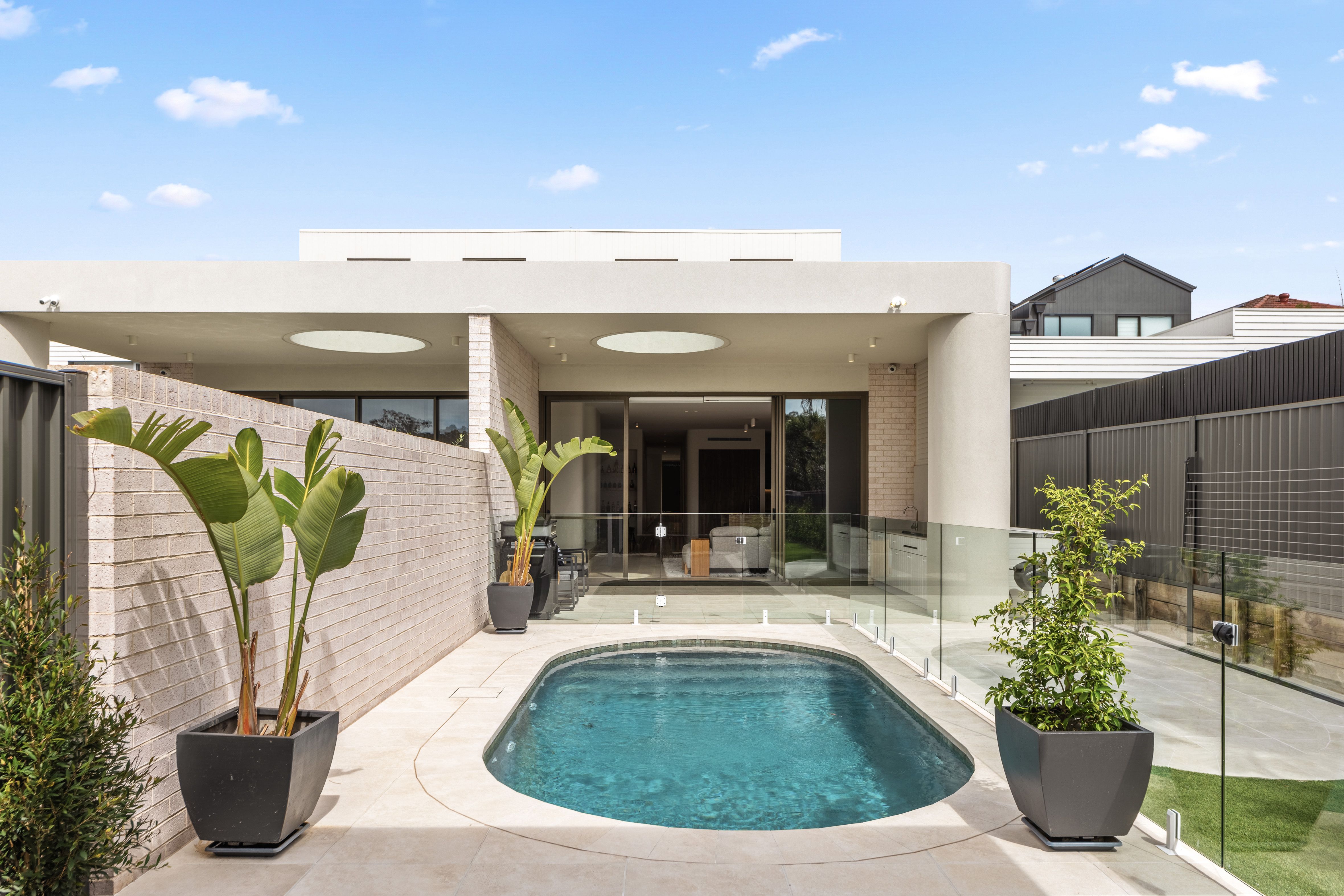 19B Wentworth Street — photo 3 of 22