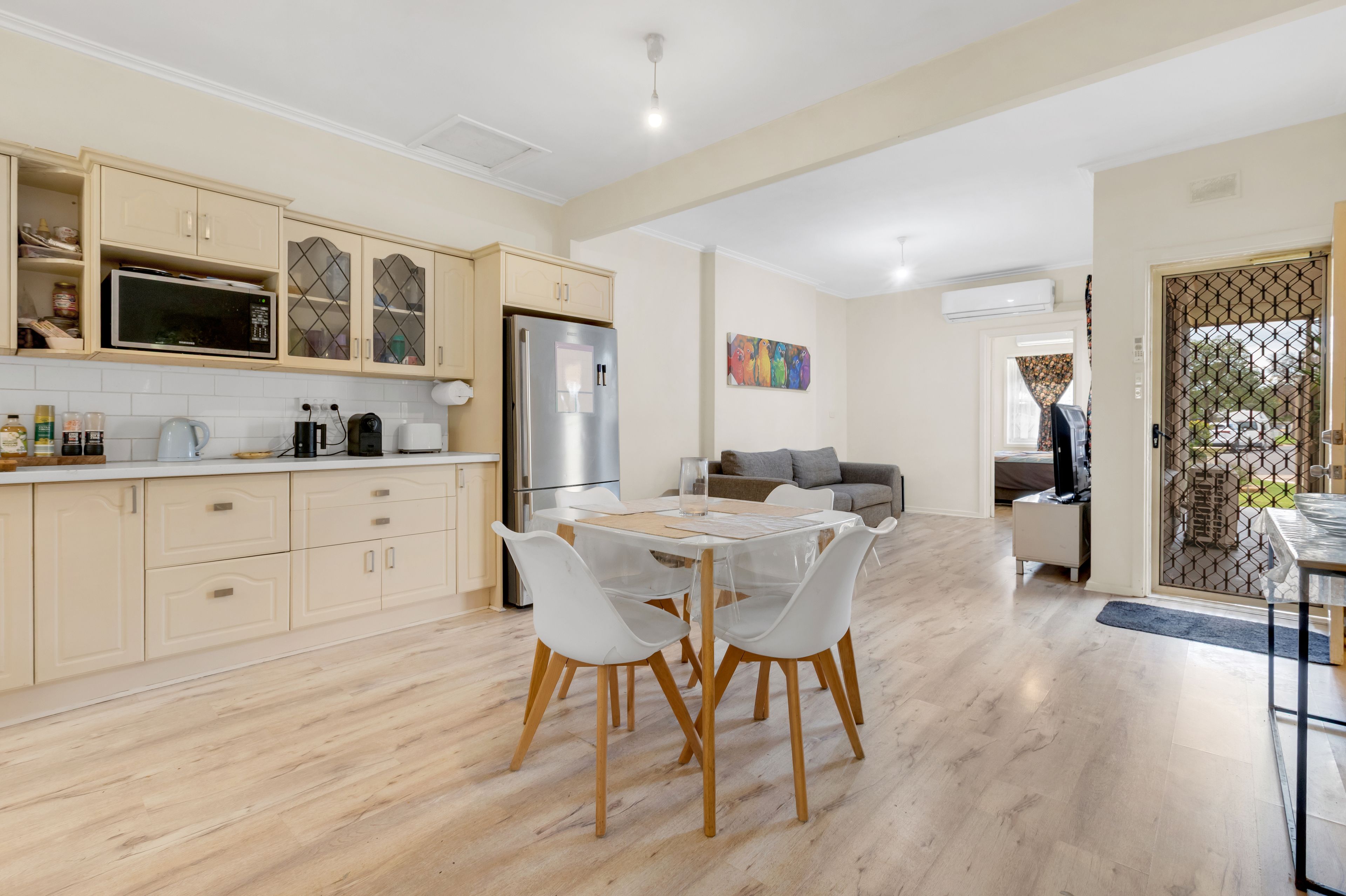 95 Willison Road — photo 9 of 25