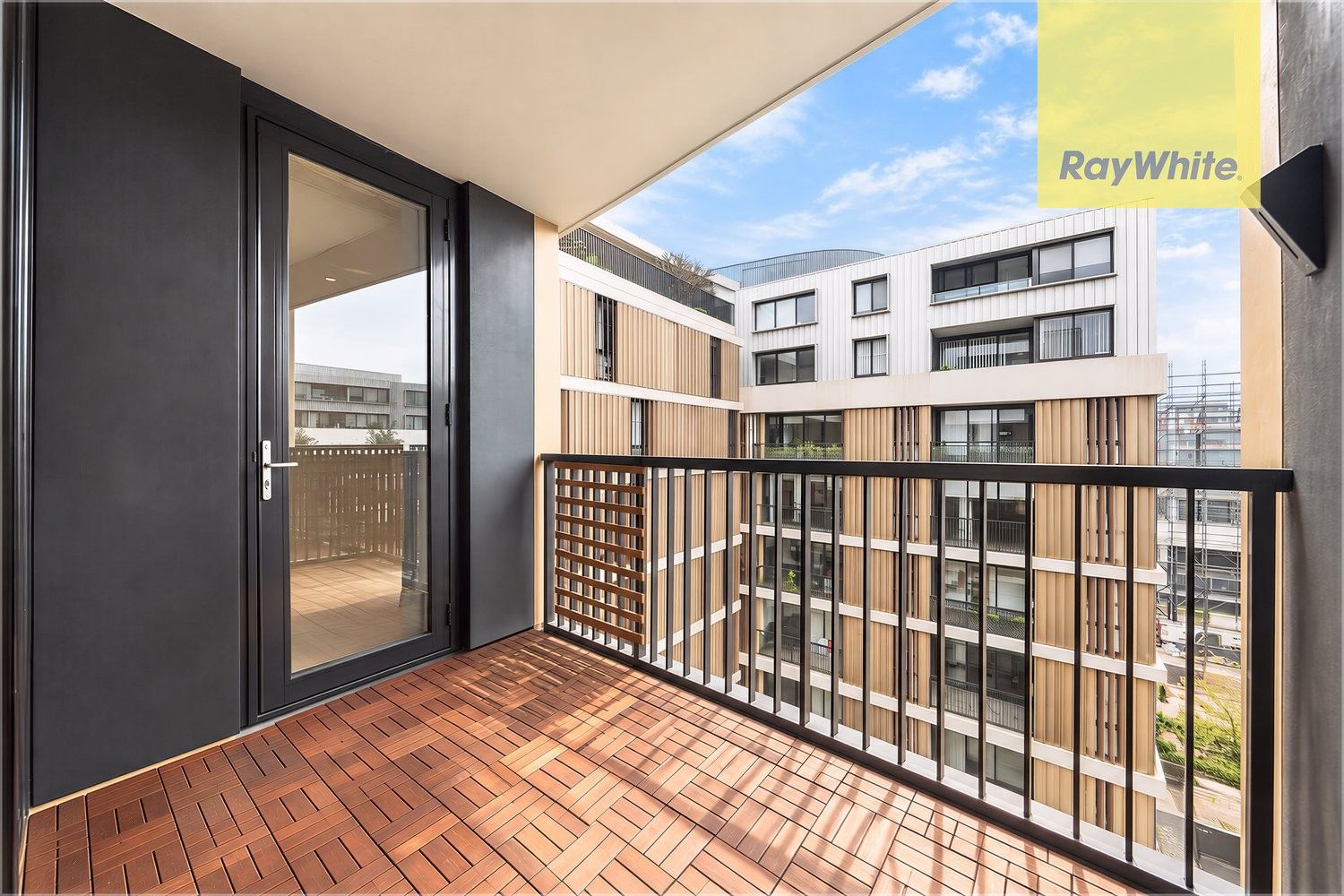 609/7 Metters Street — photo 10 of 10