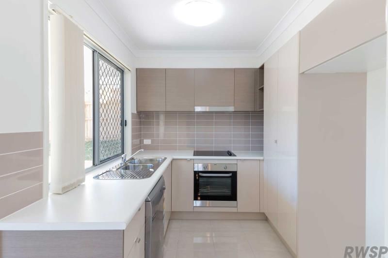 1/36 Jupiter Street — photo from Ray White Bell Group Asset Management