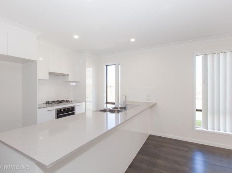 15 Summit Place, Pimpama, QLD 4209