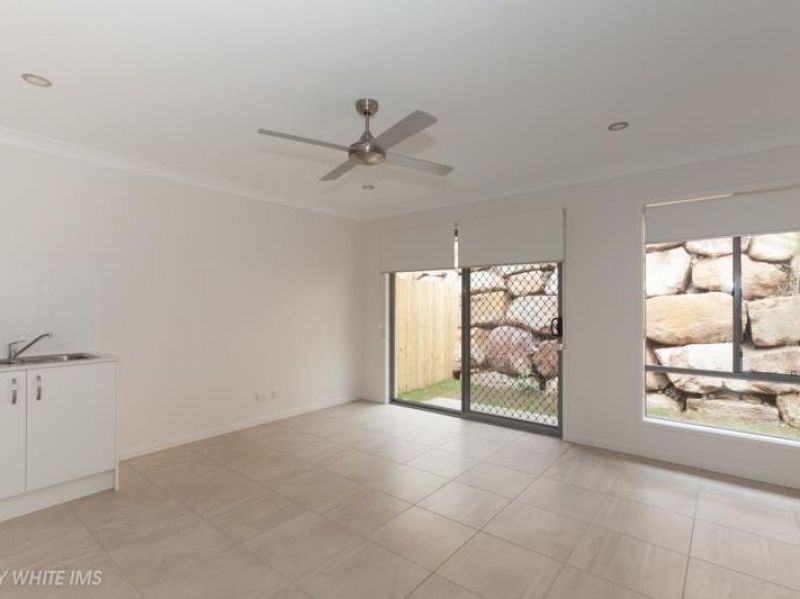 96B Dixon Drive, Pimpama, QLD 4209