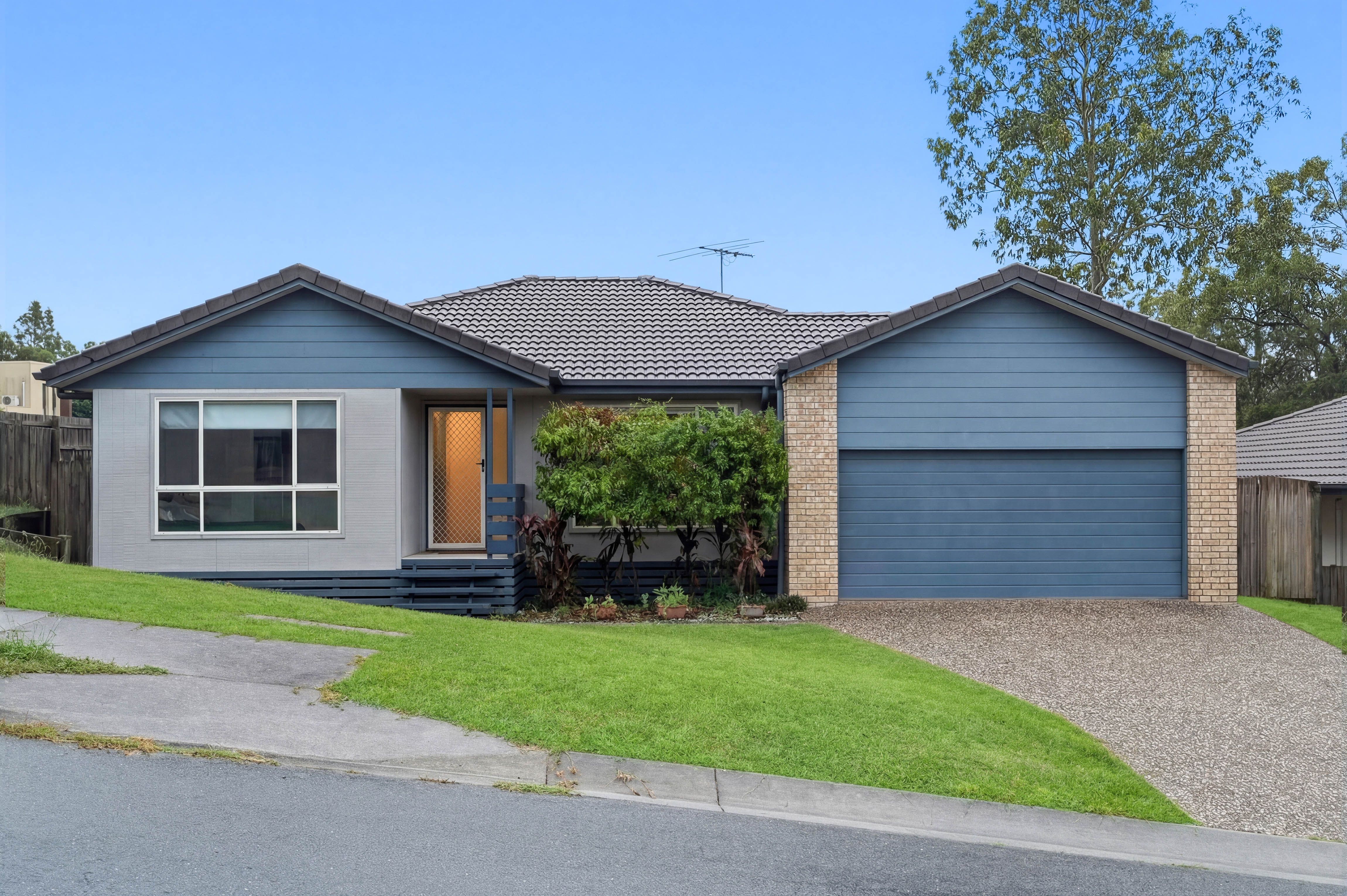 5 Griffin Crescent, Collingwood Park, QLD 4301
