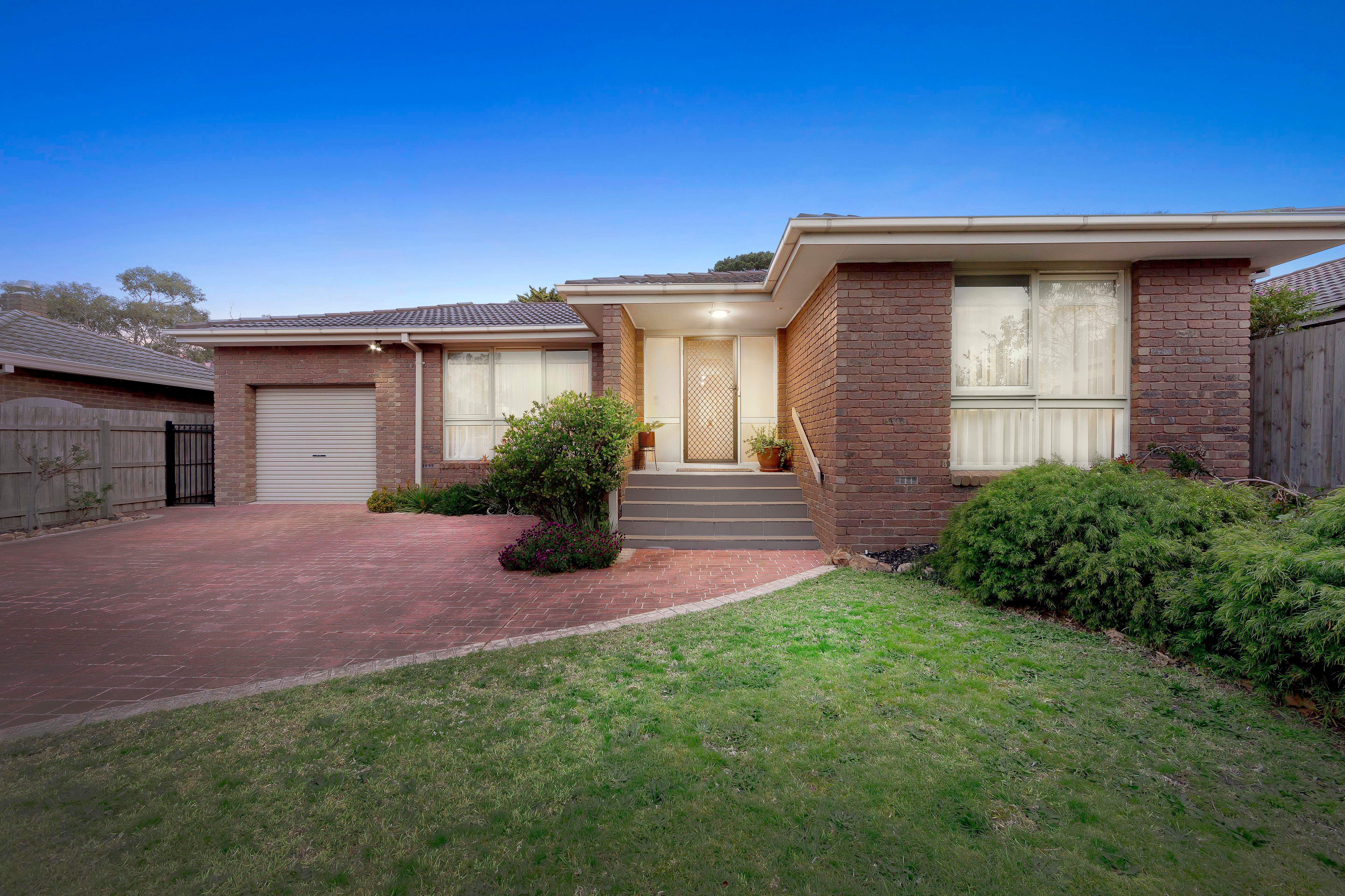 6 Partridge Crescent, Frankston VIC 3199