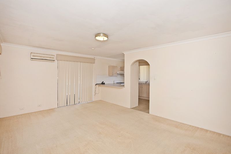 1/69 Agincourt Drive, Forrestfield, WA 6058