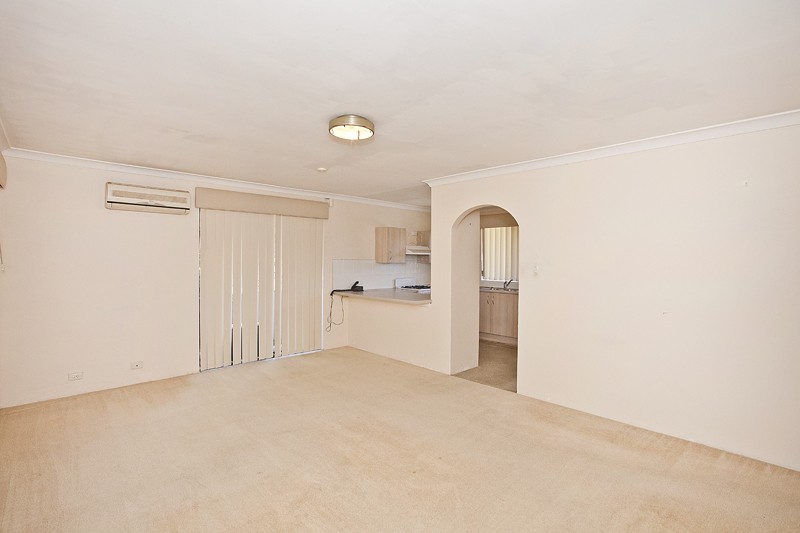 1/69 Agincourt Drive, Forrestfield, WA 6058