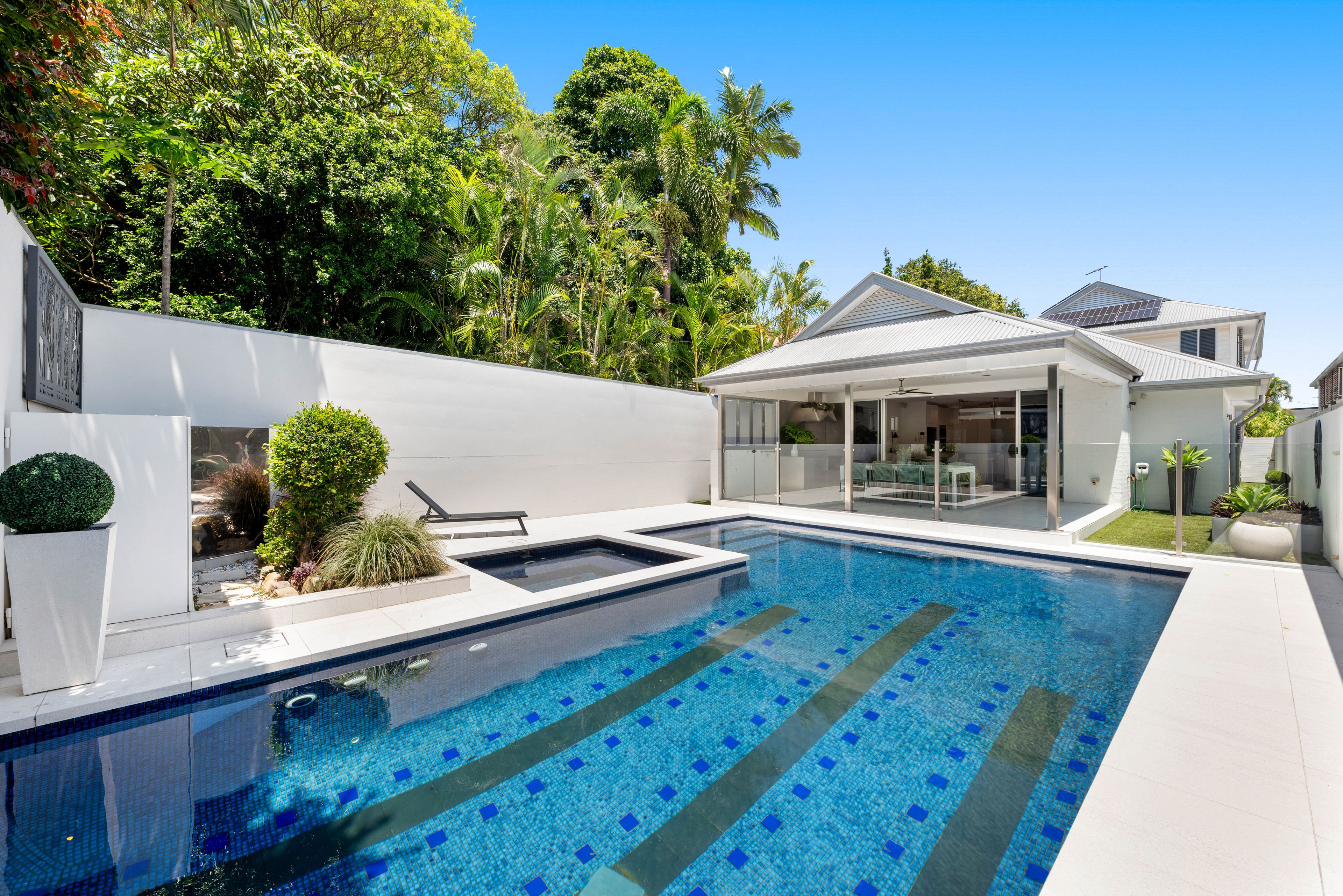 51 Plymouth Street, Alderley QLD 4051