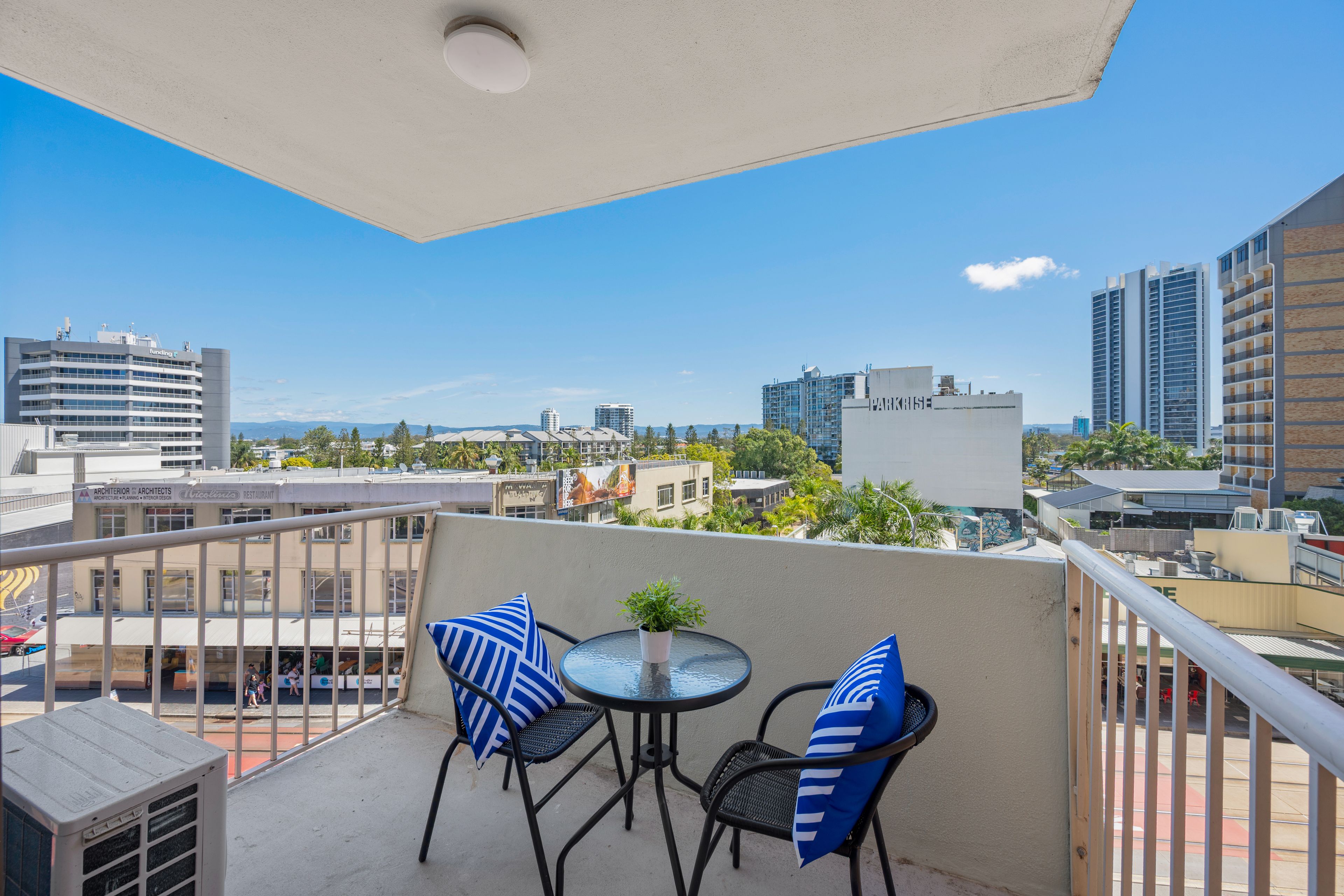 49/3049 Surfers Paradise Boulevard — photo 6 of 12